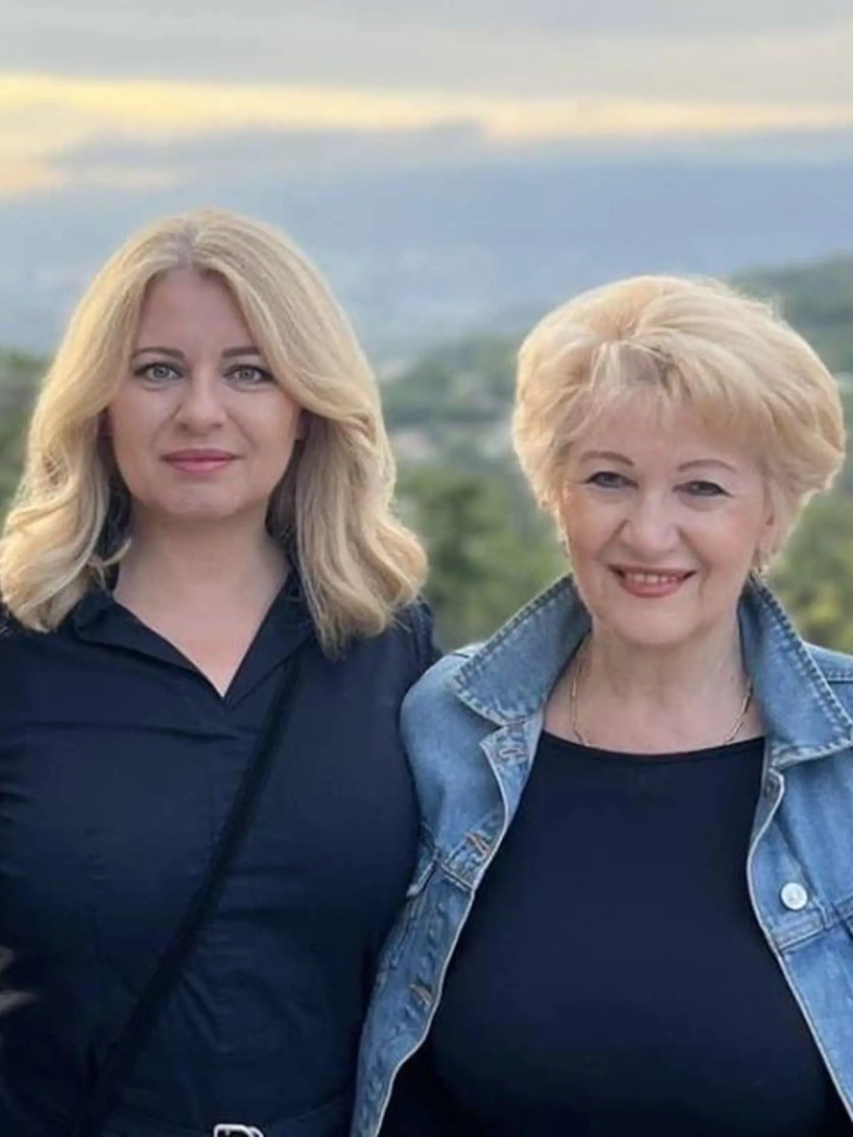 „Milá moja mamina, ďakujem za podporu, ktorú mi celý život poskytuješ. Ďakujem, že si a že si moja,“ napísala Zuzana Čaputová.