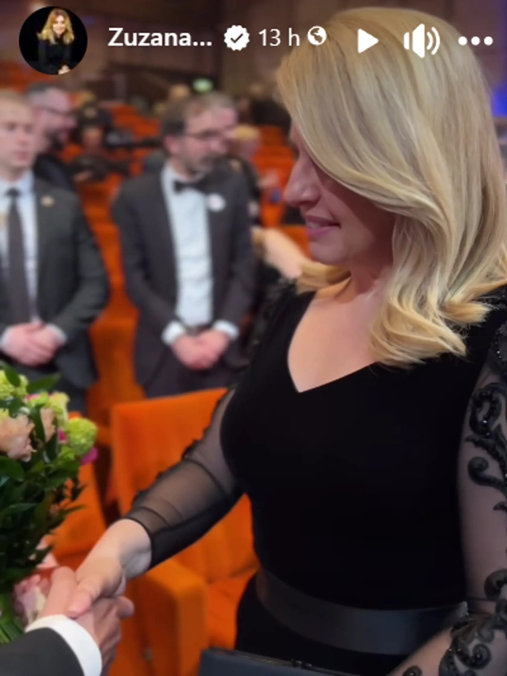 Prezidentka Zuzana Čaputová očarila prítomných krásnou čiernou róbou.