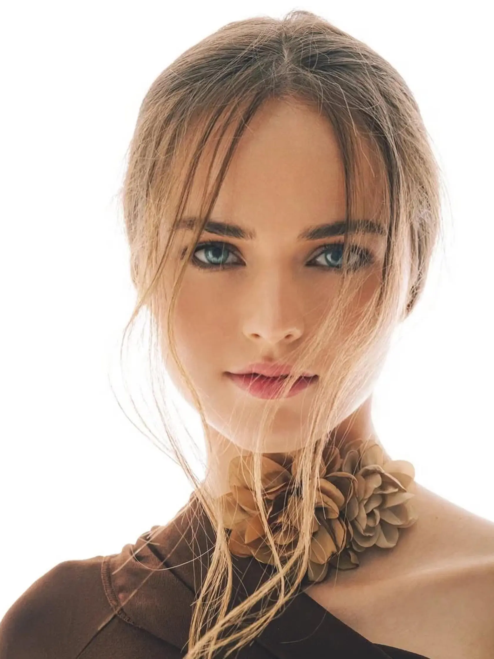 Kristina Pimenova je dnes prekrásna mladá žena. Má 19 rokov a pred sebou sľubnú kariéru modelky a herečky.