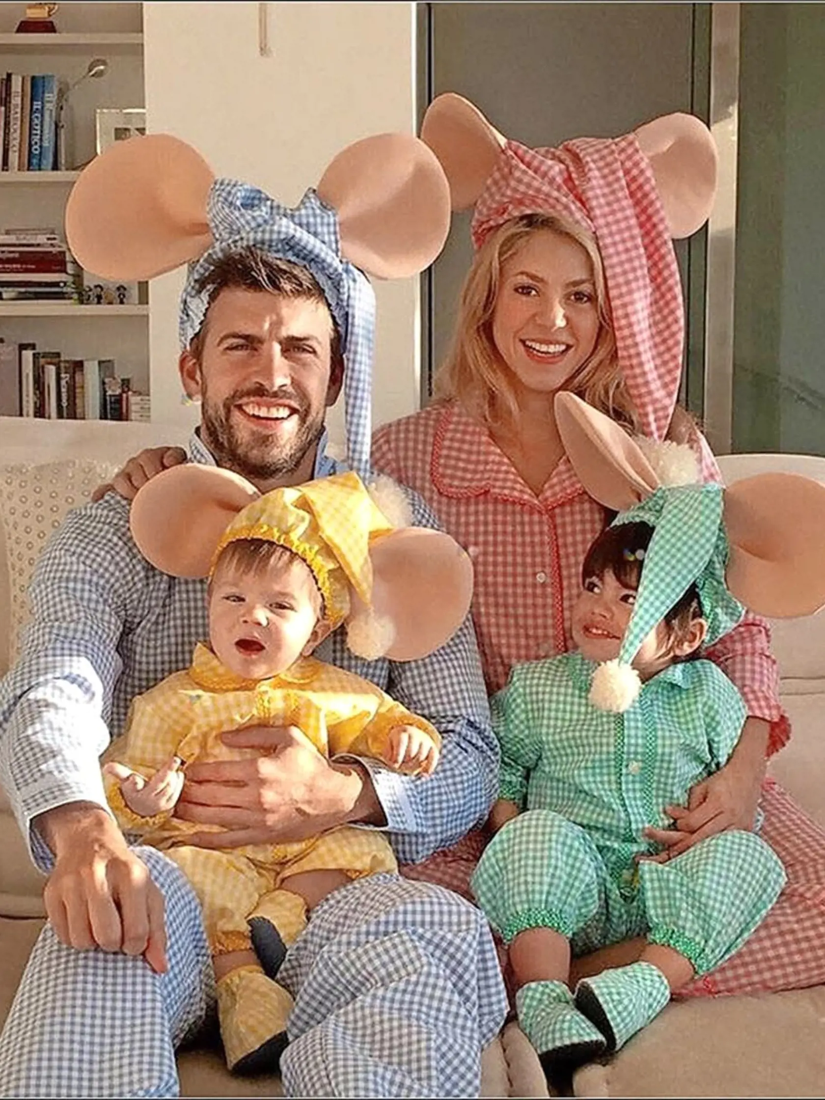 Shakira (42) a Gerard Piqué (32) To, že sú si naozaj súdení, svedčí aj fakt, že oslavujú narodeniny v ten istý deň.