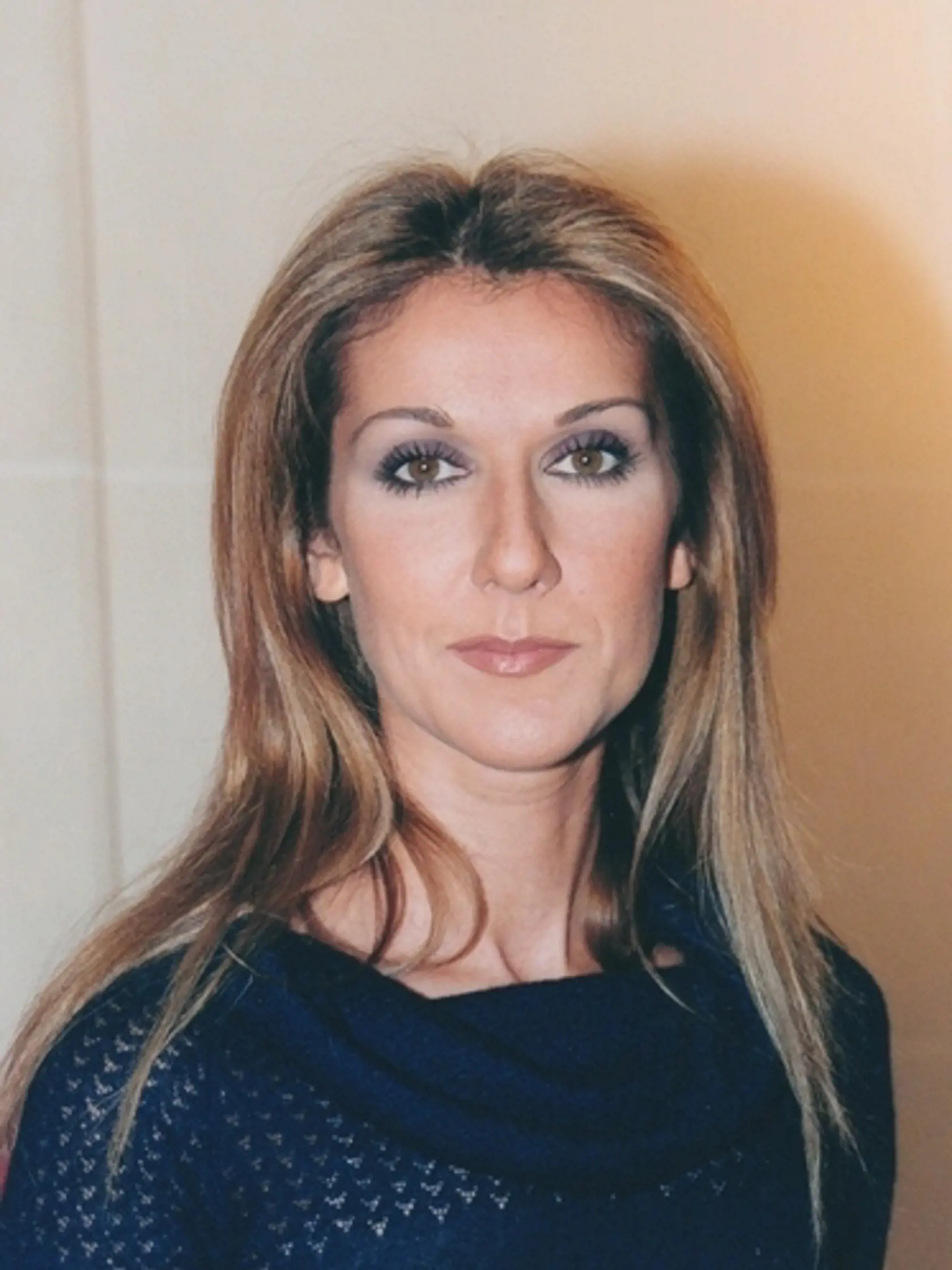 Sláva, popularita a nezameniteľné piesne, ktoré si získali srdcia mnohých fanúšikov po celom svete. Celine Dion patrí bezpochyby k najúspešnejším hudobníčkam vôbec, no i keď by sa zdalo, že môže mať všetko, opak je pravdou.