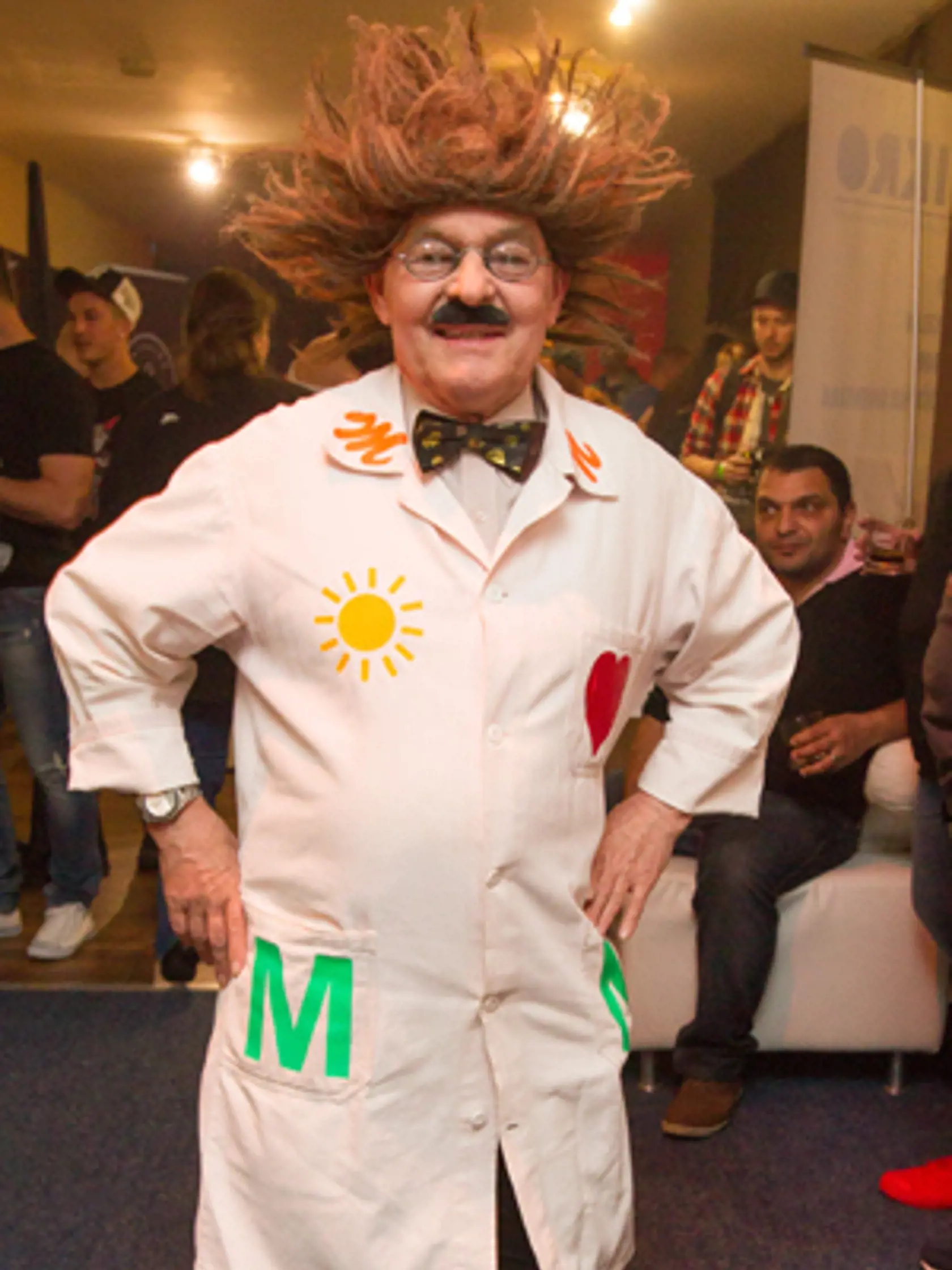 Majster N sa novodobým technológiam vyhýba.