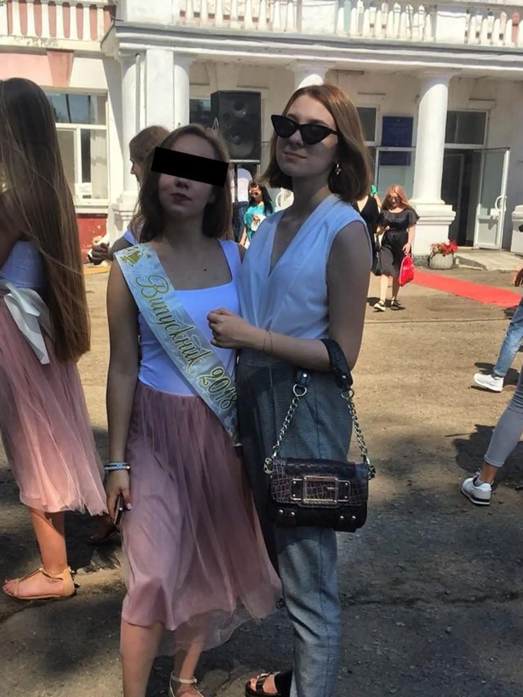 Fotografie nebohej Mariie (vľavo) na sociálnej sieti z roku 2019.