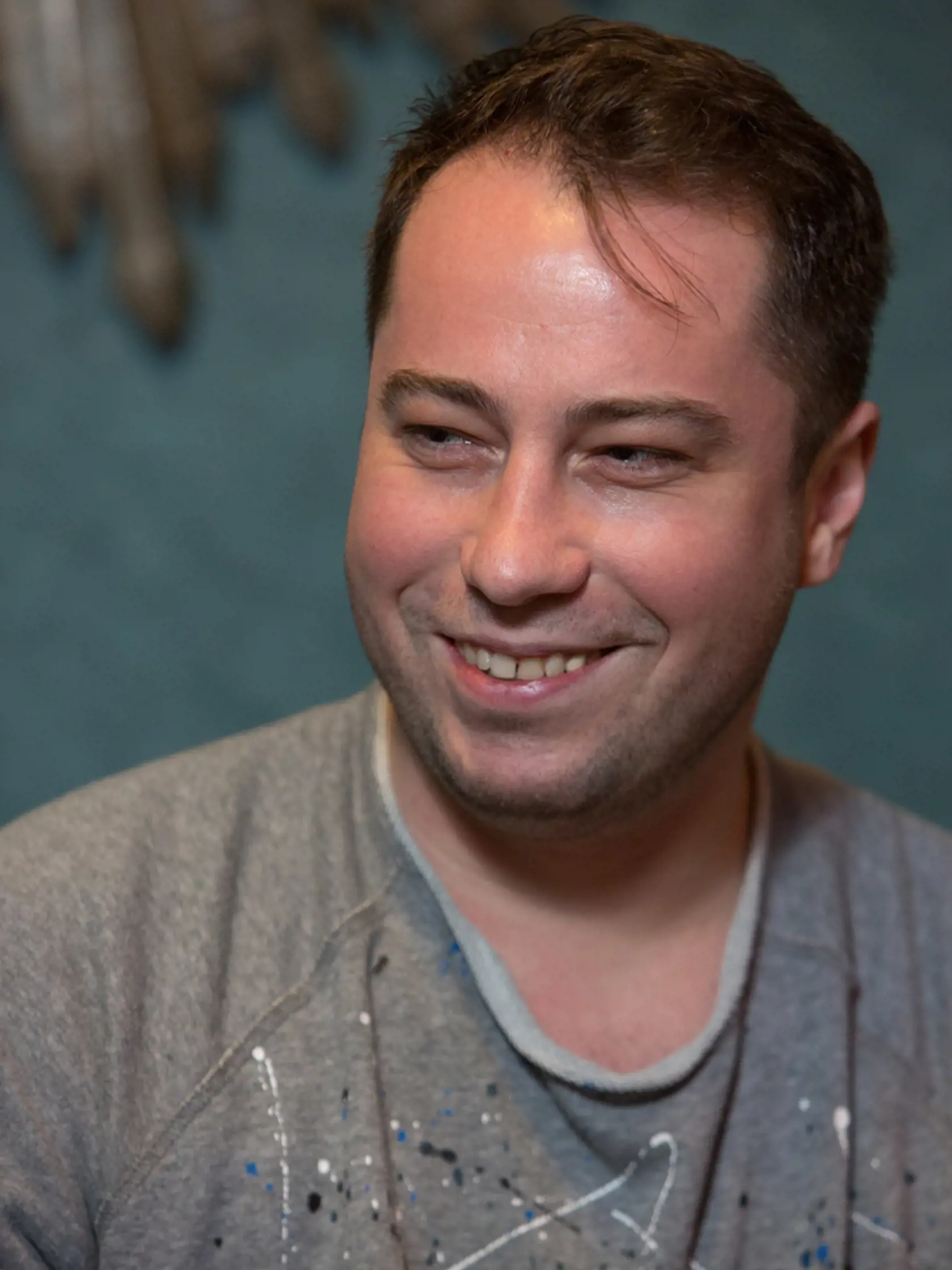 Peter Modrovský našiel v meste biele opustené klbko.