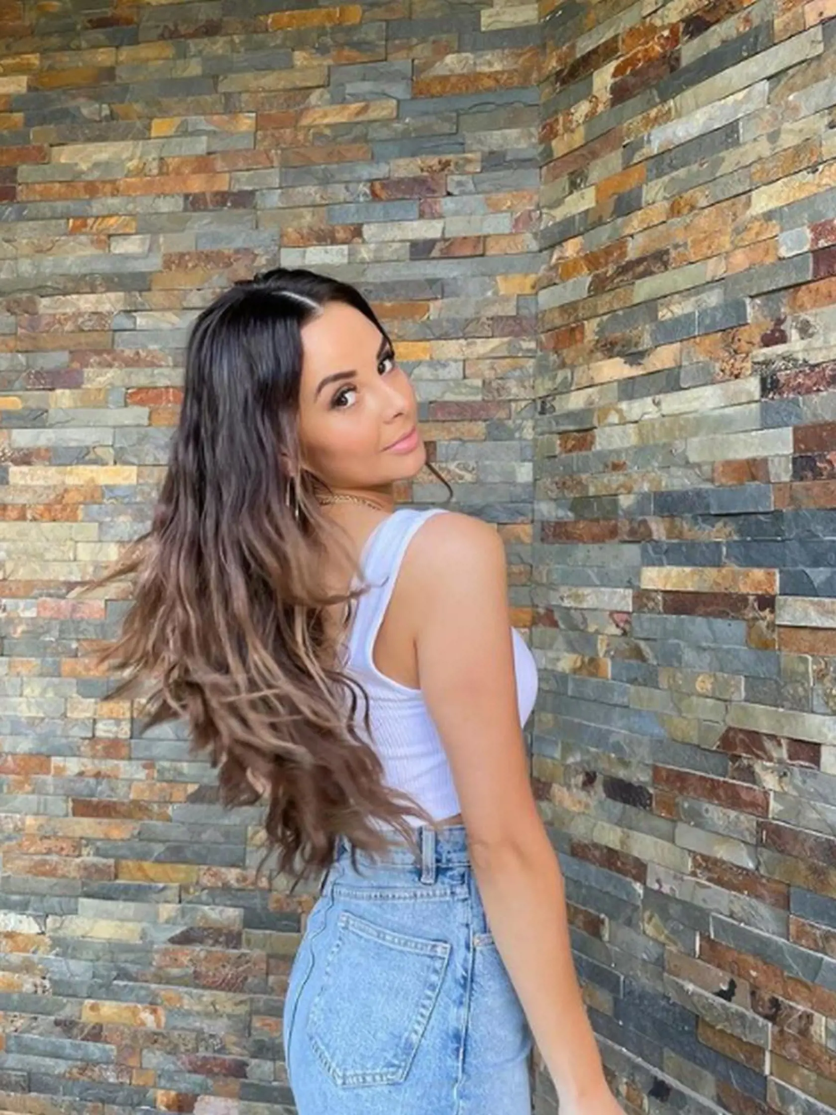 Monika Bagárová, Makhmud Muradov
