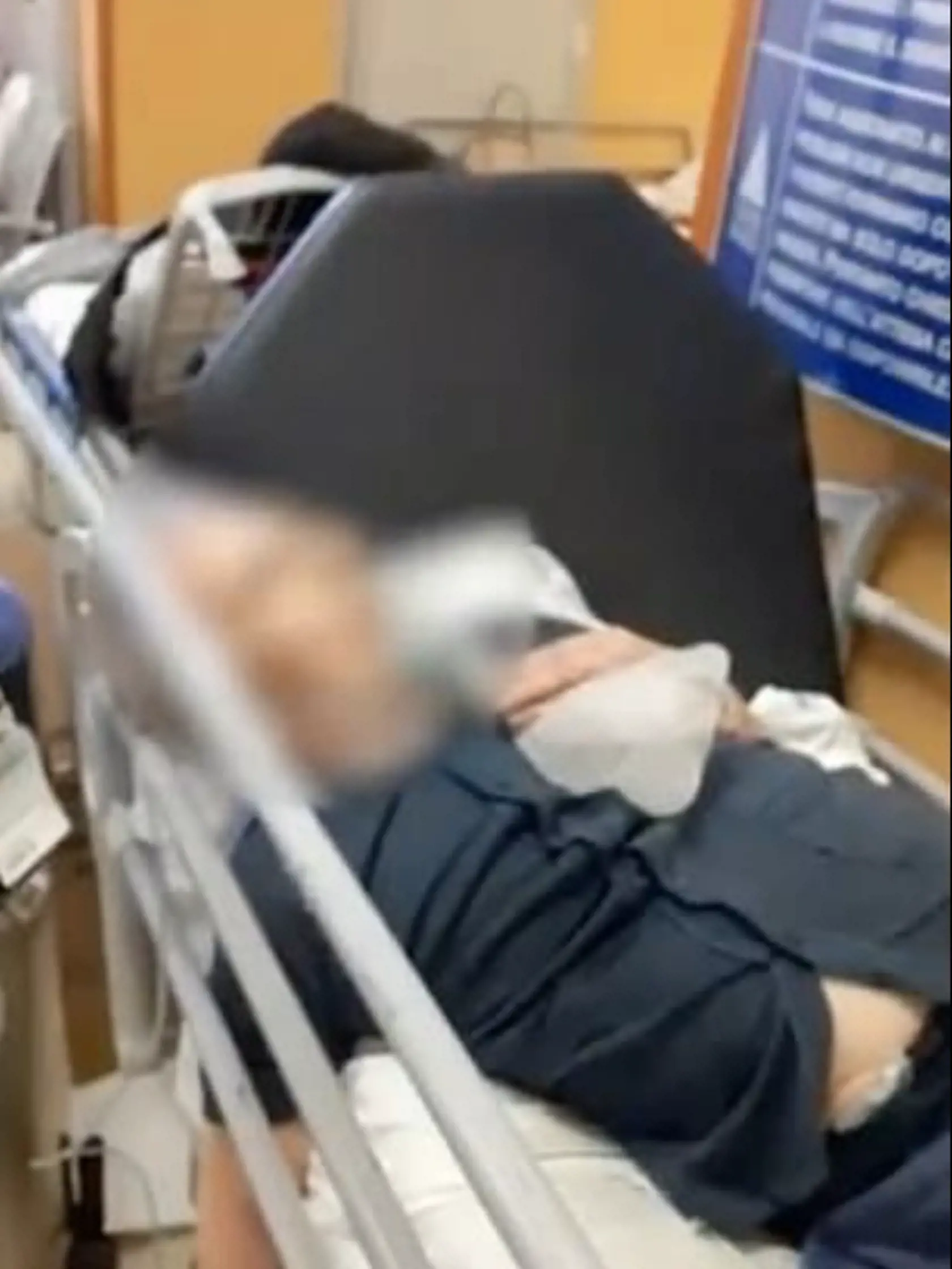 V talianskej nemocnici v meste Neapol nemajú pre pacientov miesta.