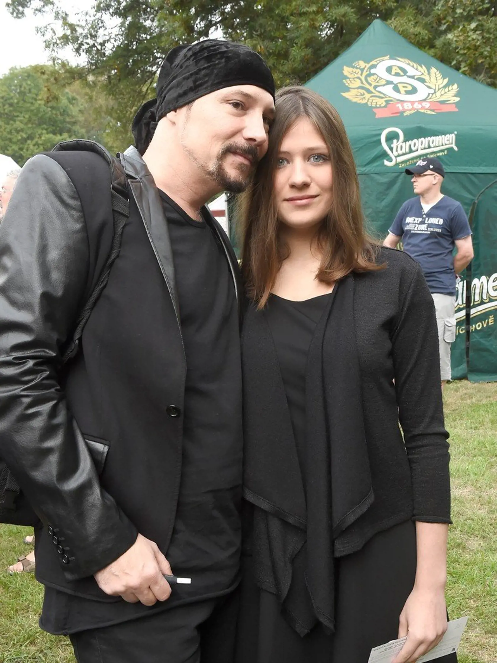 Česká hviezda Bohuš Matuš nedávno šokoval verejnosť vzťahom s mladučkou Luciou.