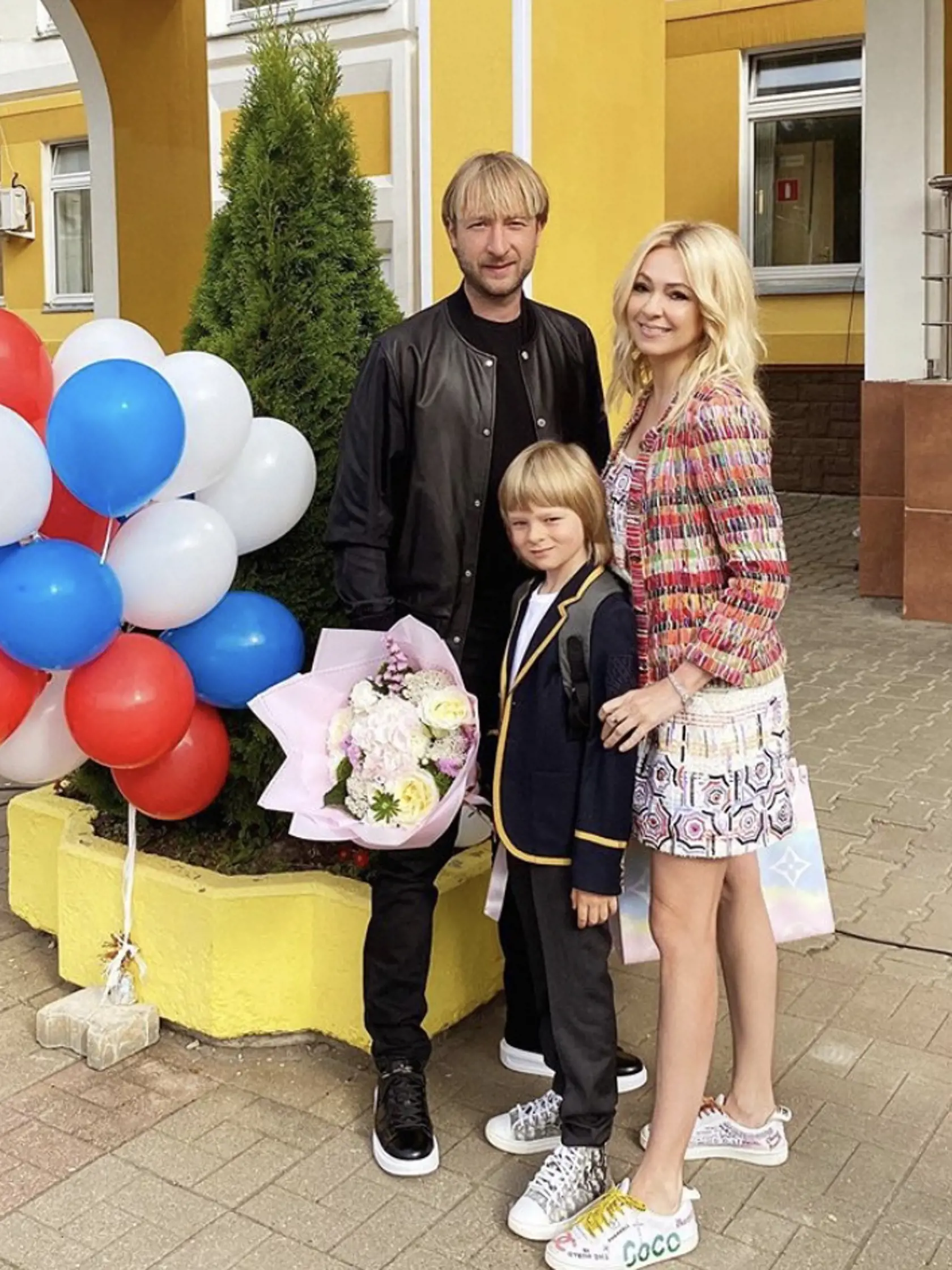 Rodičia sa rozhodli, že malý Alexander bude navštevovať úplne normálnu základnú školu.