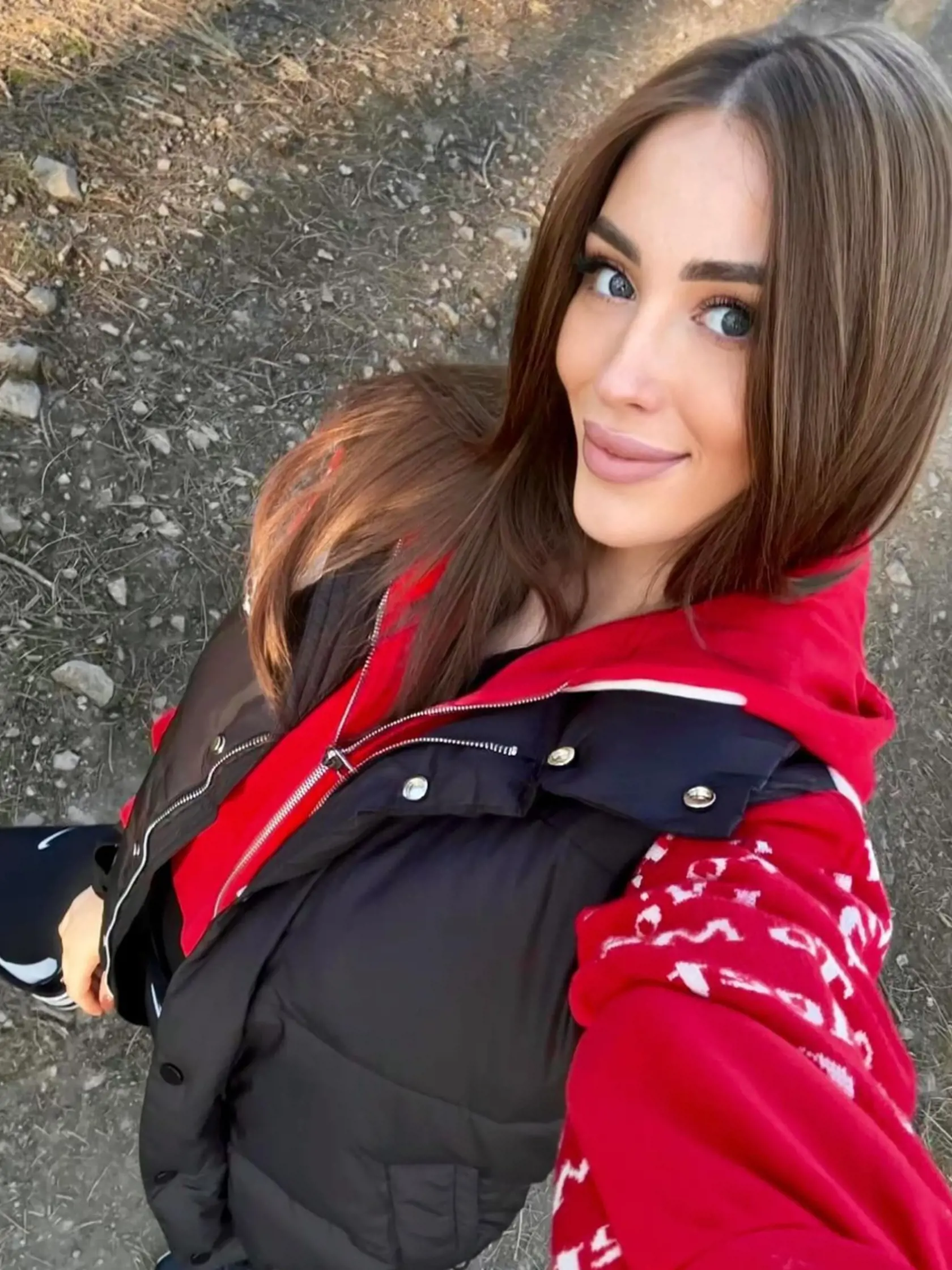 Tehotná speváčka je už v 25. týždni tehotenstva a čoskoro bude rodiť.