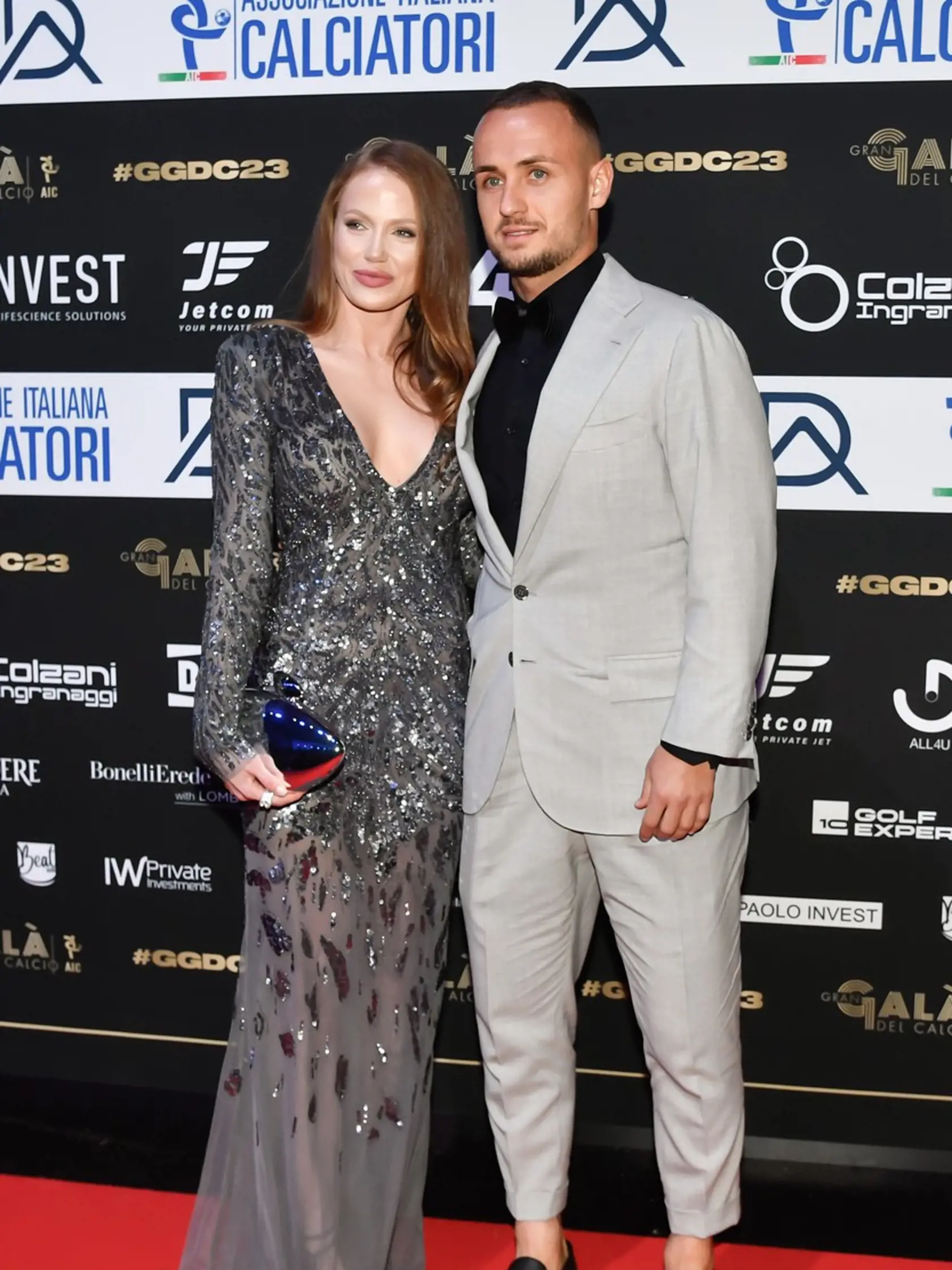 Naposledy sa tak stalo koncom minulého roka. Náš reprezentant zobral svoju krásnu priateľku Kristínu na prestížny galavečer Gran Gala del Calcio.