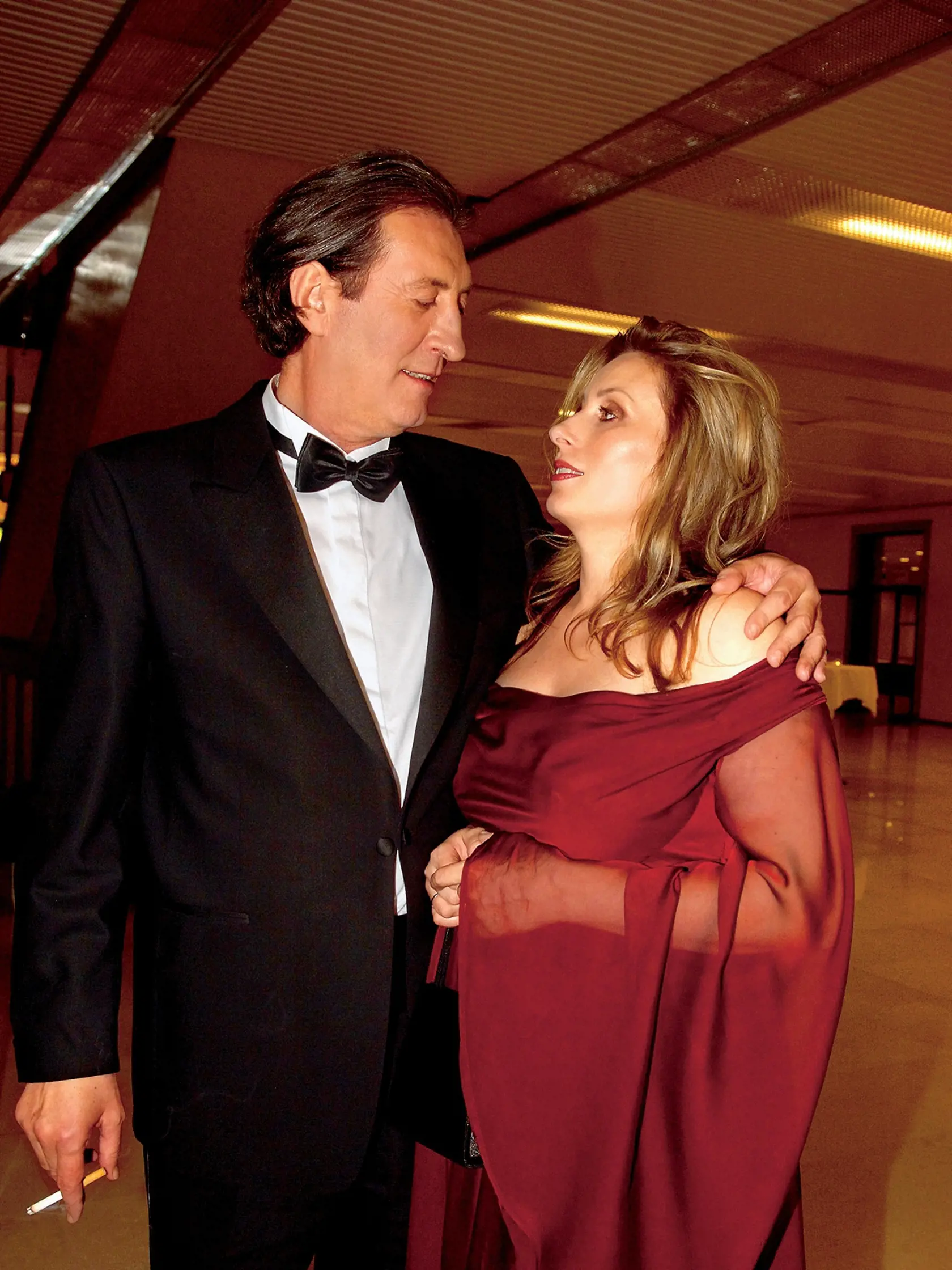 Bolek Polívka, herec, Vlalšský kráľ, jeho partnerka  Marcela Černá 
foto: Michaela Feureislová
uverejnené: Šarm 10/2006

použiť so súhlasom redakcie
pôvodný súbor:bolek+marcela.eps