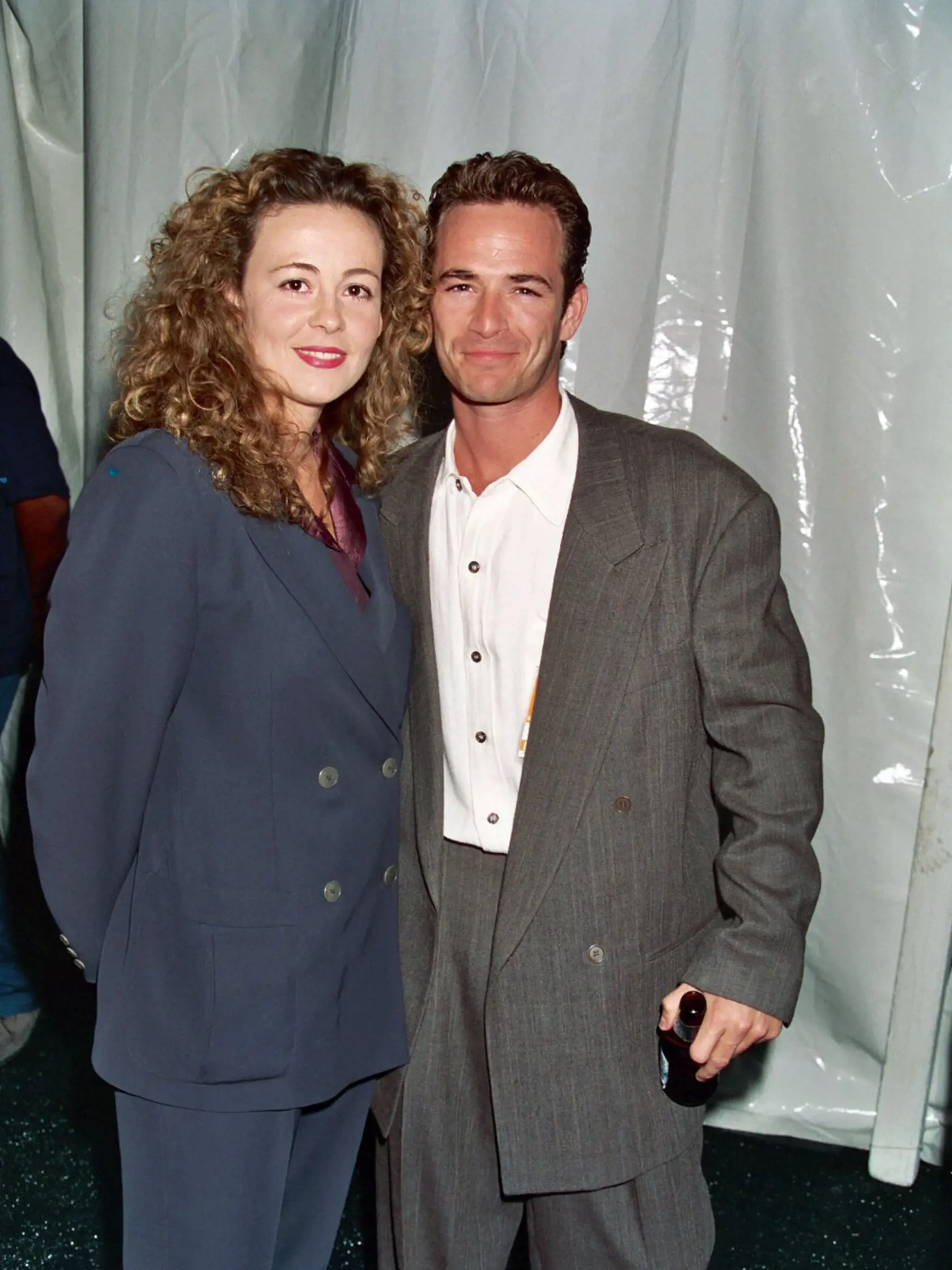 Luke Perry, Rachel Sharp