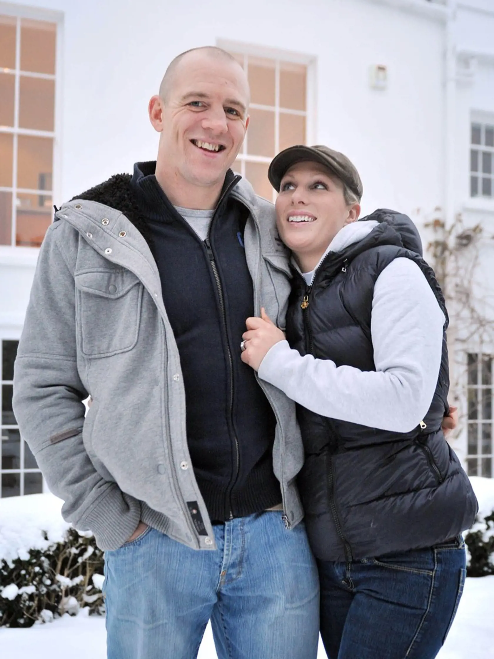 Zara Phillips a Mike Tindall oznámili zasnúbenie 21. decembra 2010.
