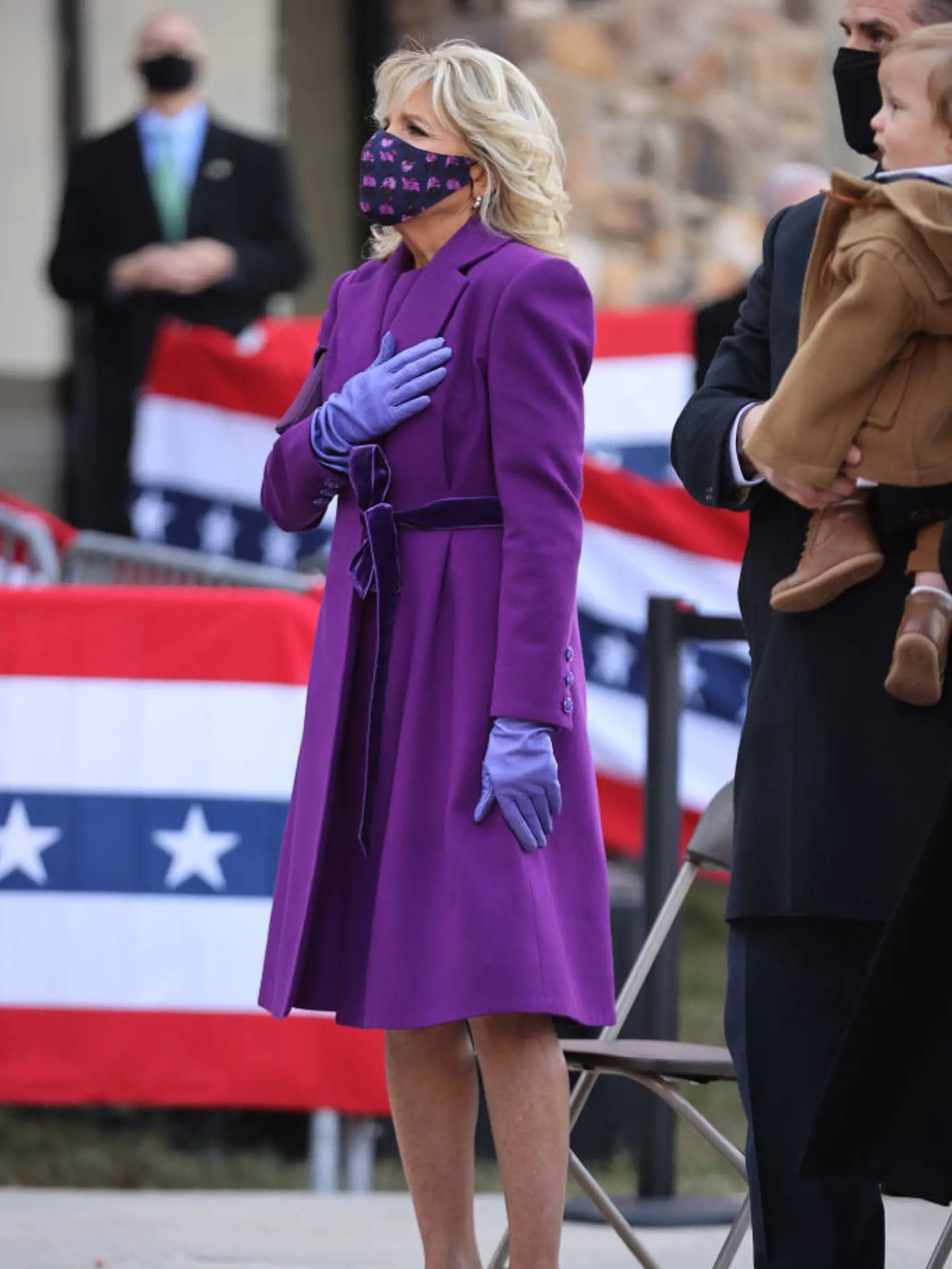 Dr. Jill Biden a zvolený prezident Joe Biden pri Lincolnovom pamätníku v predvečer prezidentskej inaugurácie 19. januára 2021 vo Washingtone DC.