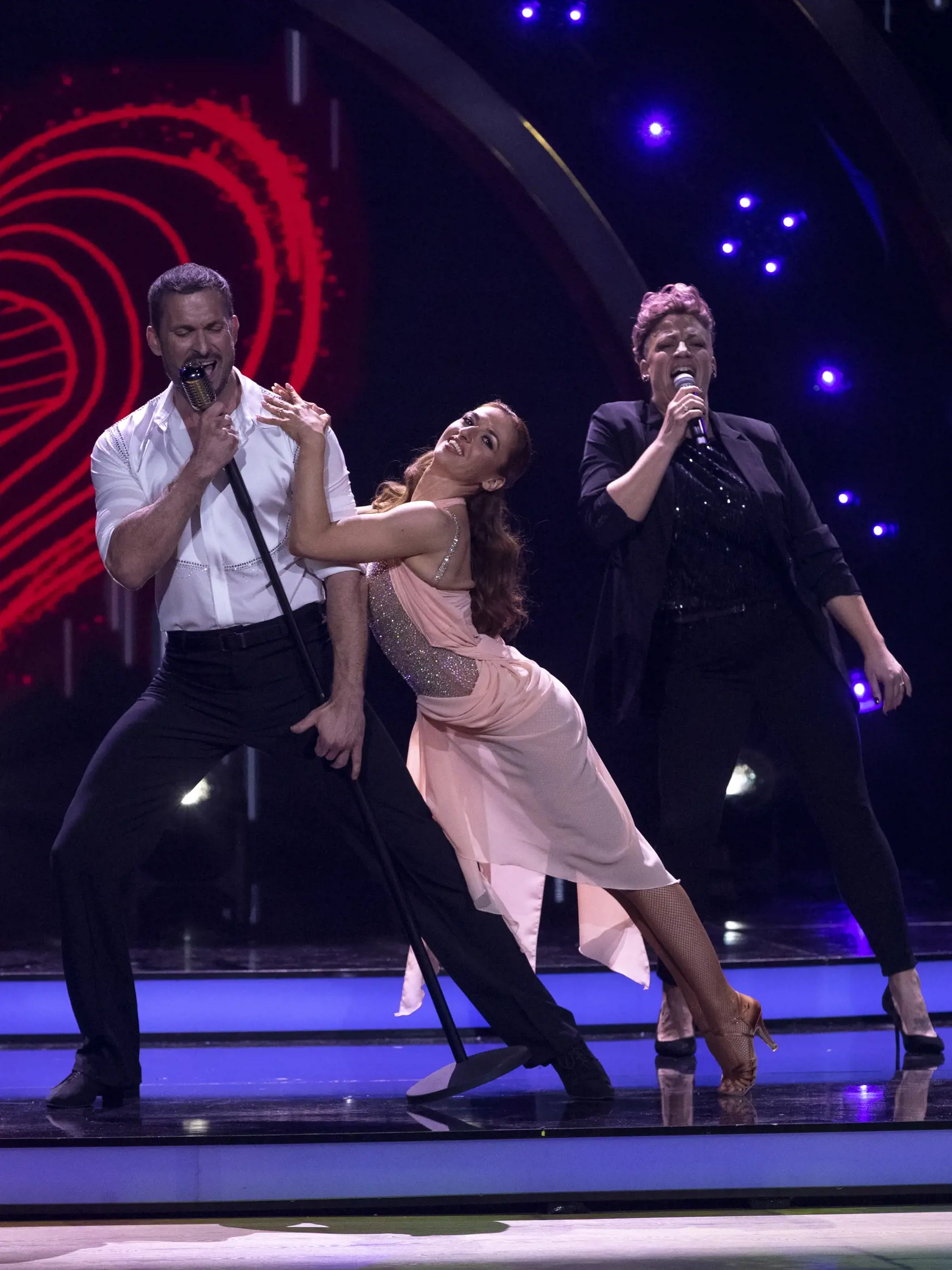 Finale tanečnej televíznej šou Let’s Dance v bratislavskej Inchebe. Na snímke je Ján Koleník a Vanda Poláková.