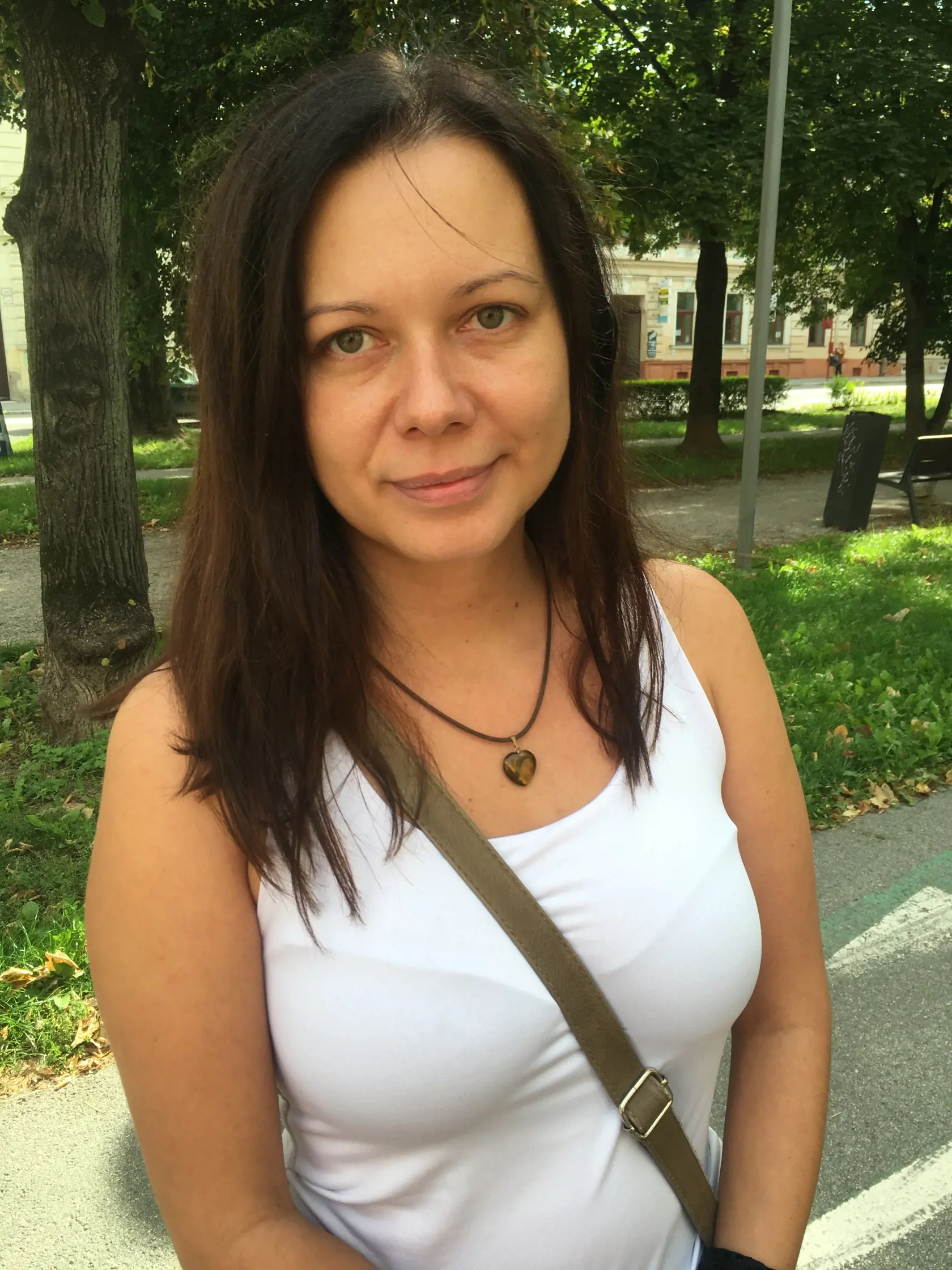 Michaela (32) nie je spokojná s tým, že pápež neuvidí skutočnú tvár sídliska, ale niečo strojené.