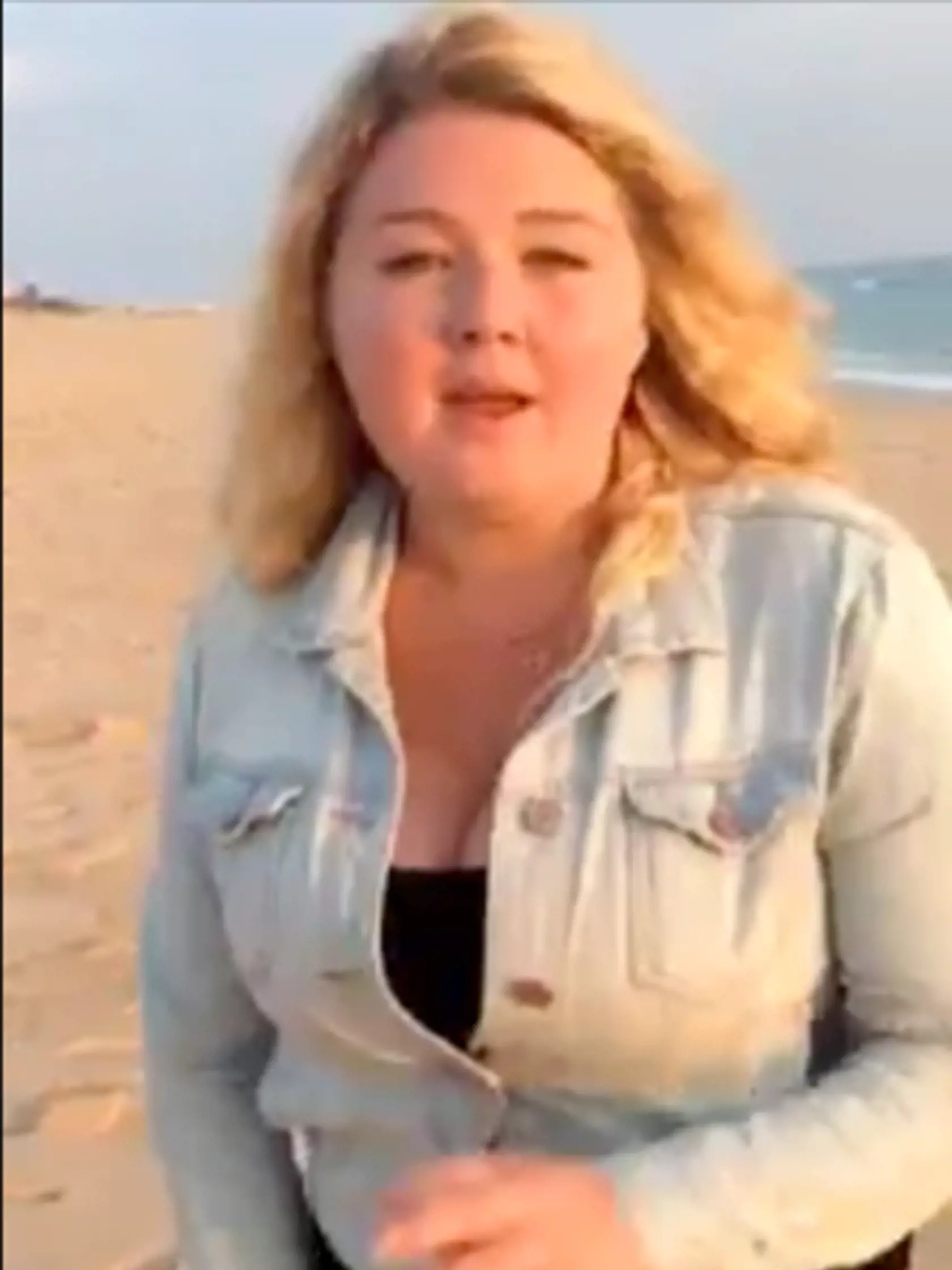 Evelyn na pláži