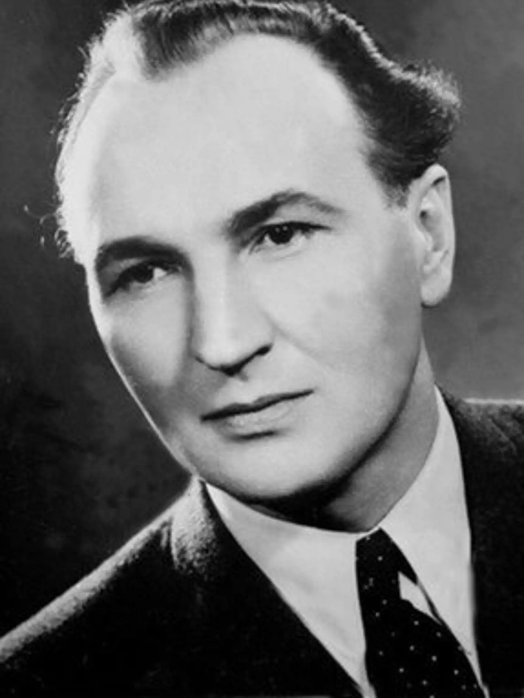 17. Paľo Bielik († 23. apríl 1983) sa preslávil ako režisér a herec, najmä v úlohe Jánošíka.
