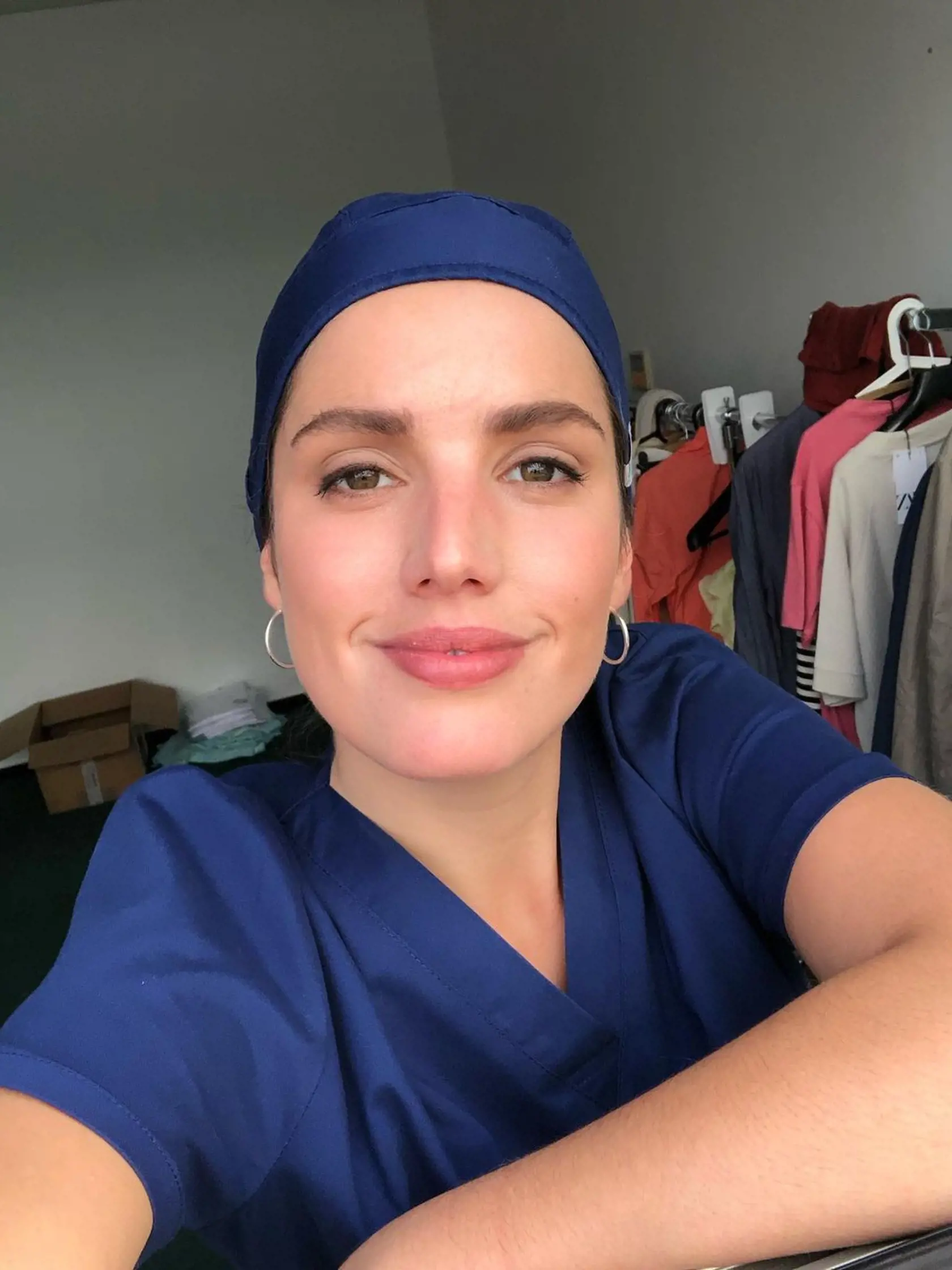 Sarah Arató hrá doktorku Júliu v seriáli Druhá šanca.