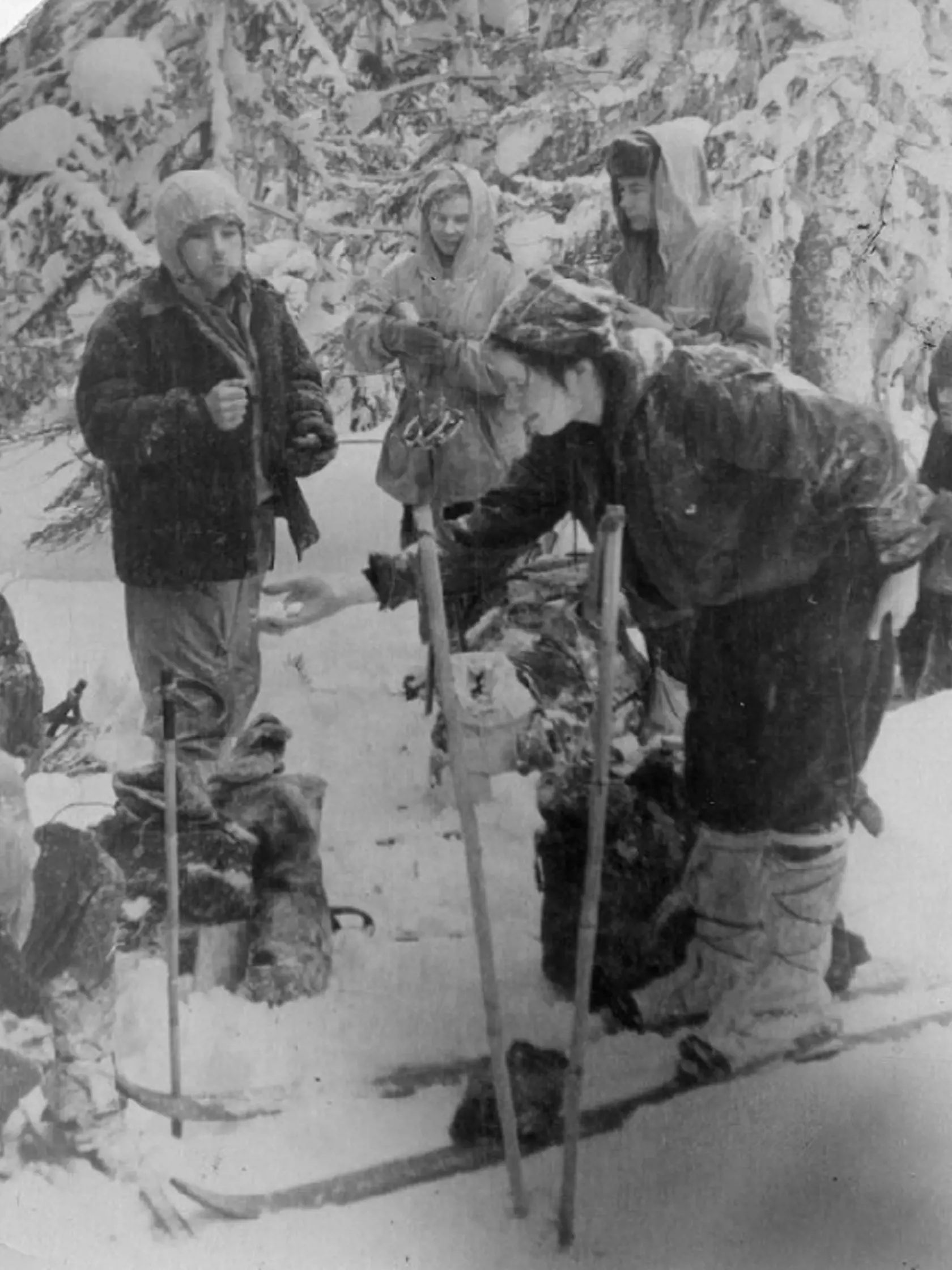 V noci z 1. na 2. februára 1959 zahynula za doteraz nejasných okolností v priesmyku na severnom Urale skupina turistov vedená študentom techniky Igorom Ďatlovom.