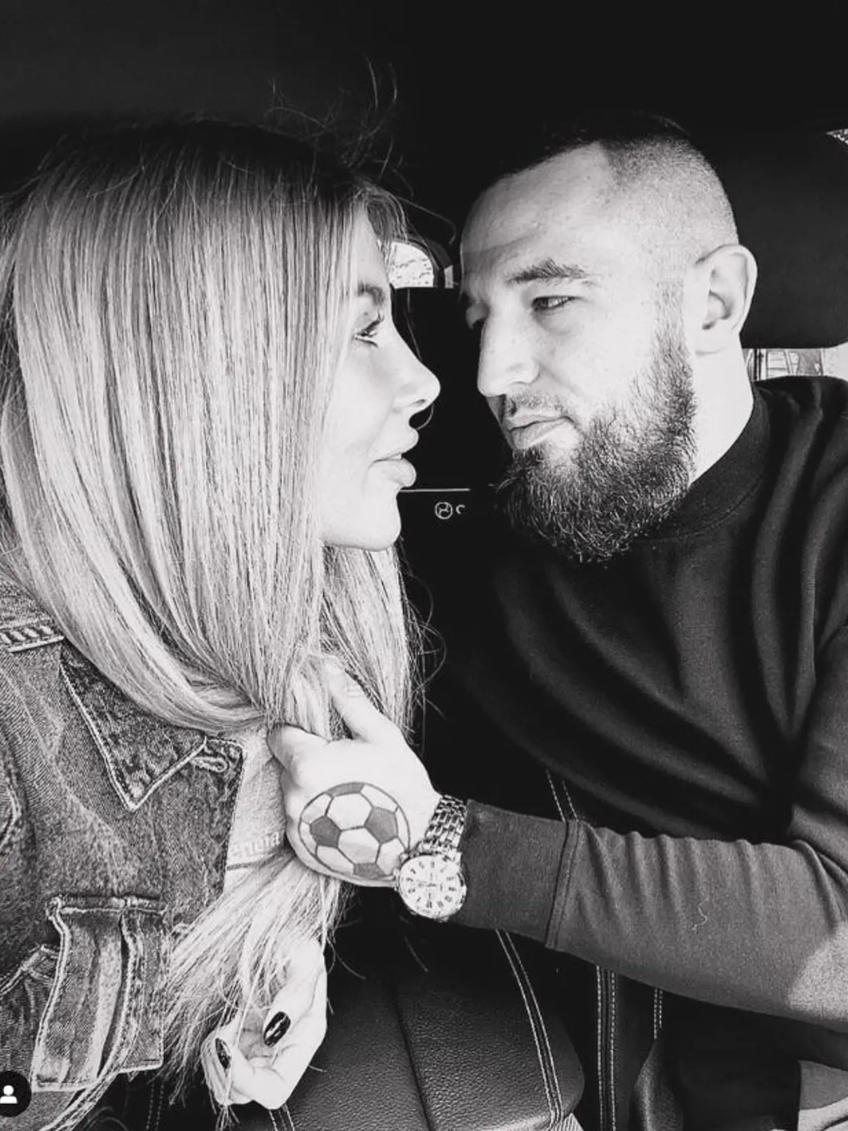 Kudriová sa zasnúbila. Áno povedala MMA zápasníkovi