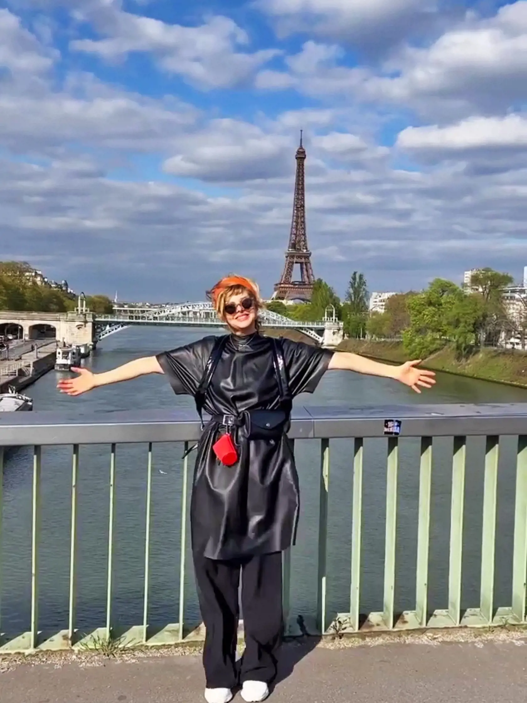 Soňa Müllerová v Paríži. 