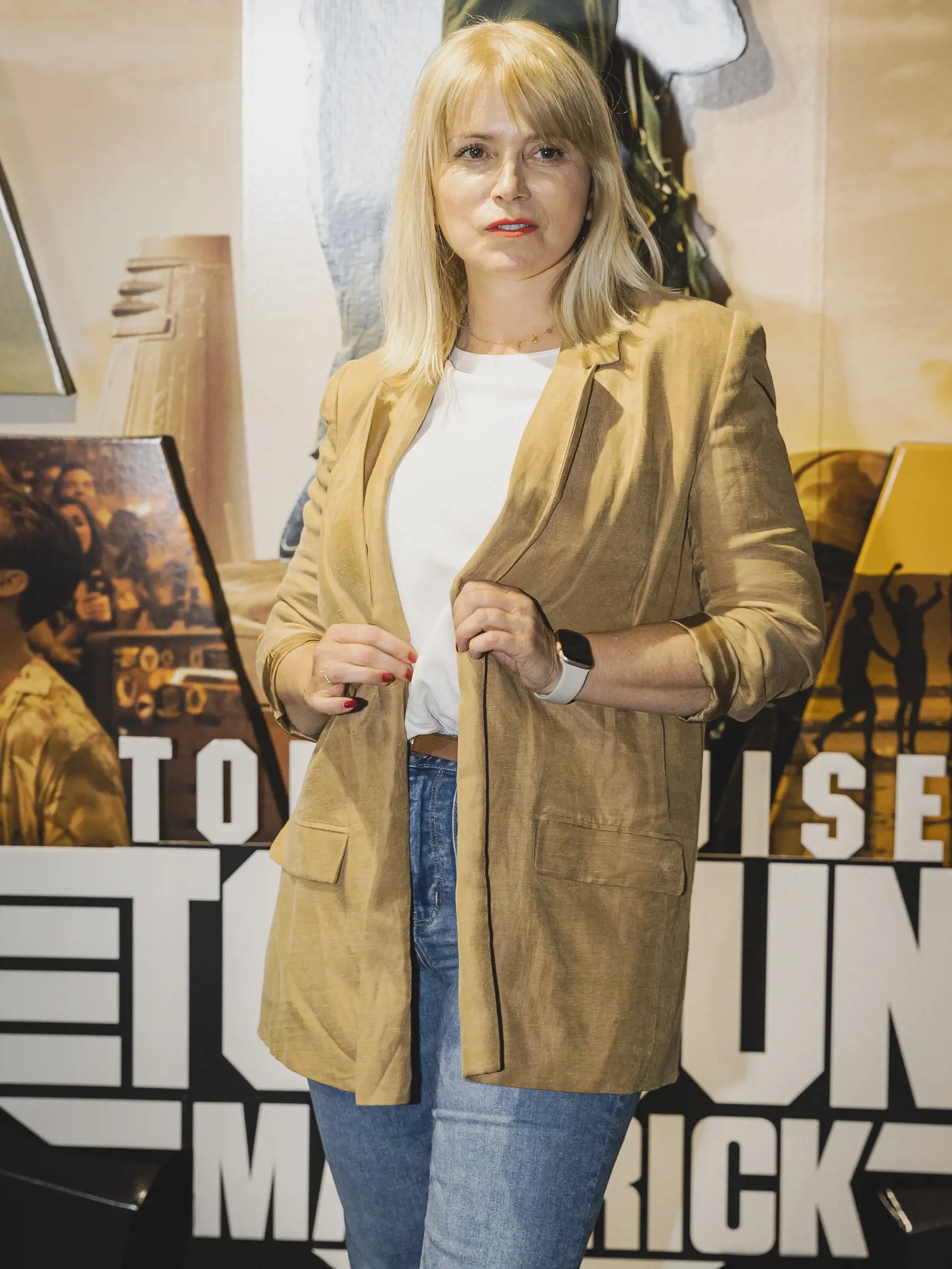 Na snímke Zuzana Vačková prichádza na slovenskú premiéru amerického filmu TOP GUN: MAVERICK
