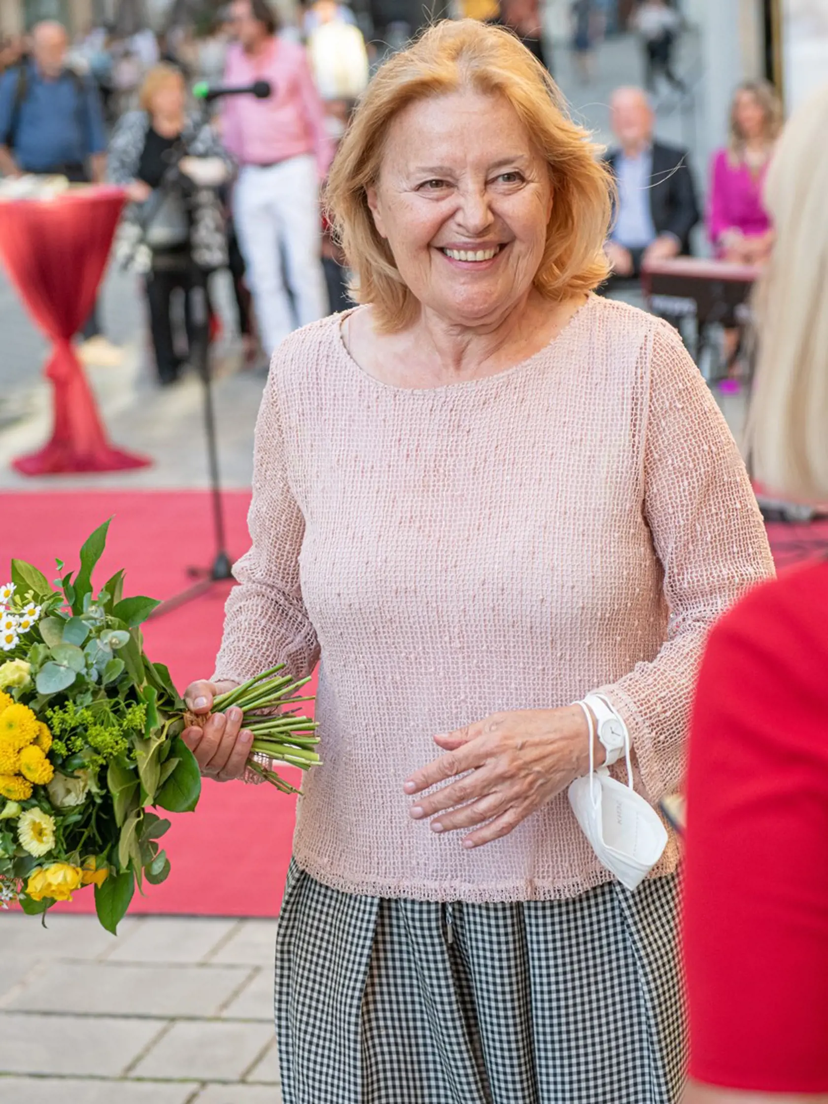 Magda Vášáryová