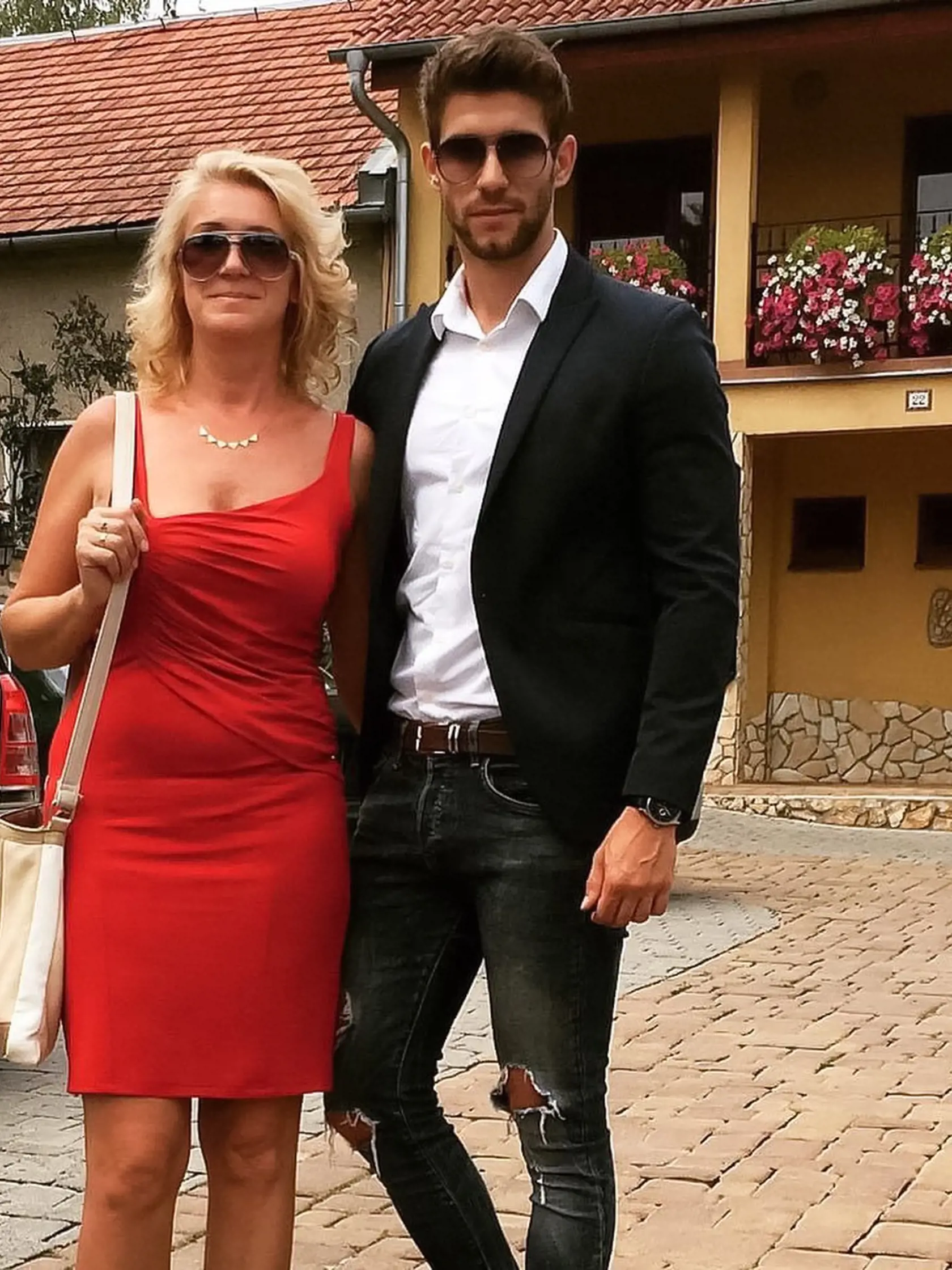 Mama Tomáš podporuje.