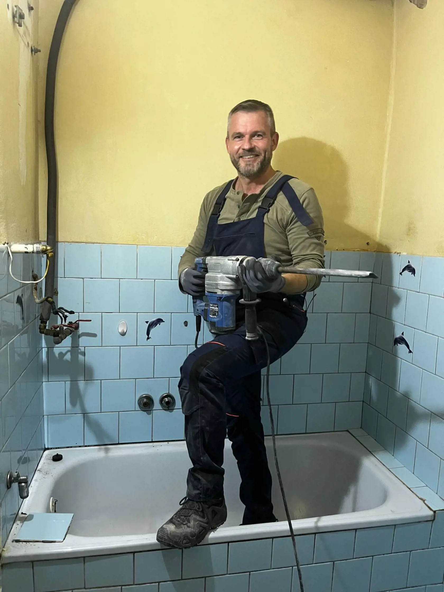 Nová séria relácie V siedmom nebi: Manuálne pomáhal aj Peter Pellegrini.