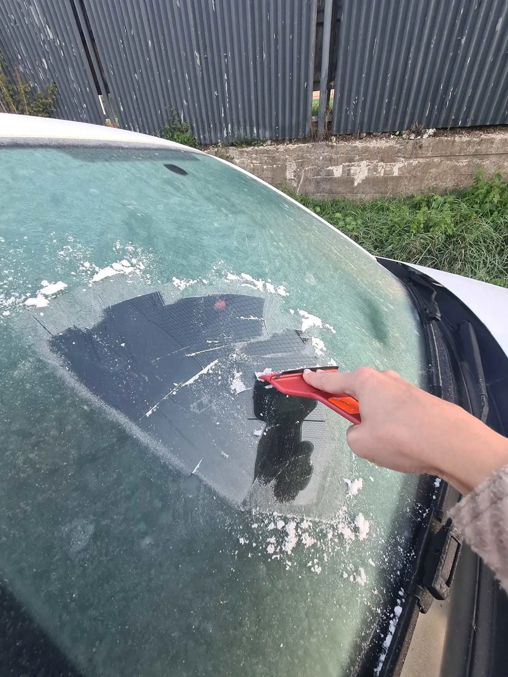 Už o chvíľu nás to čaká. Leto nám dalo zbohom a za dverami je mráz a sneh.