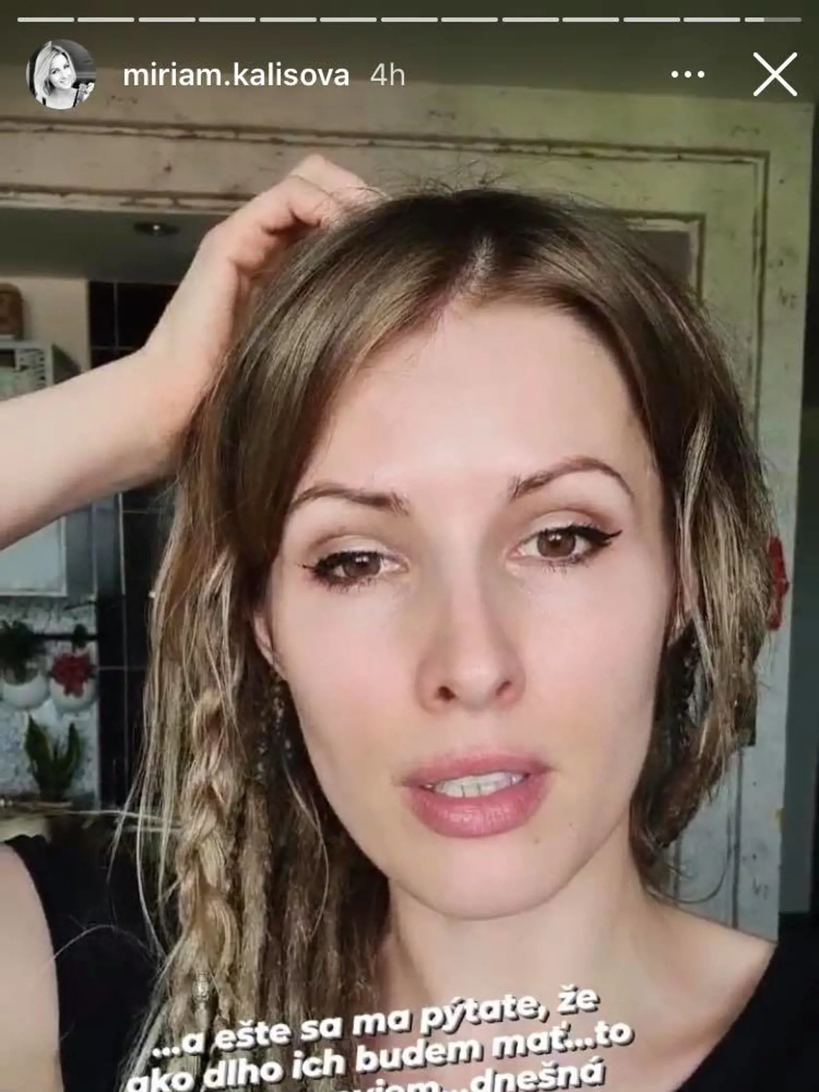 Kalisová tvrdí, že má dredy robené špeciálnou formou a keď bude vysielať, nebude ich vôbec vidieť.