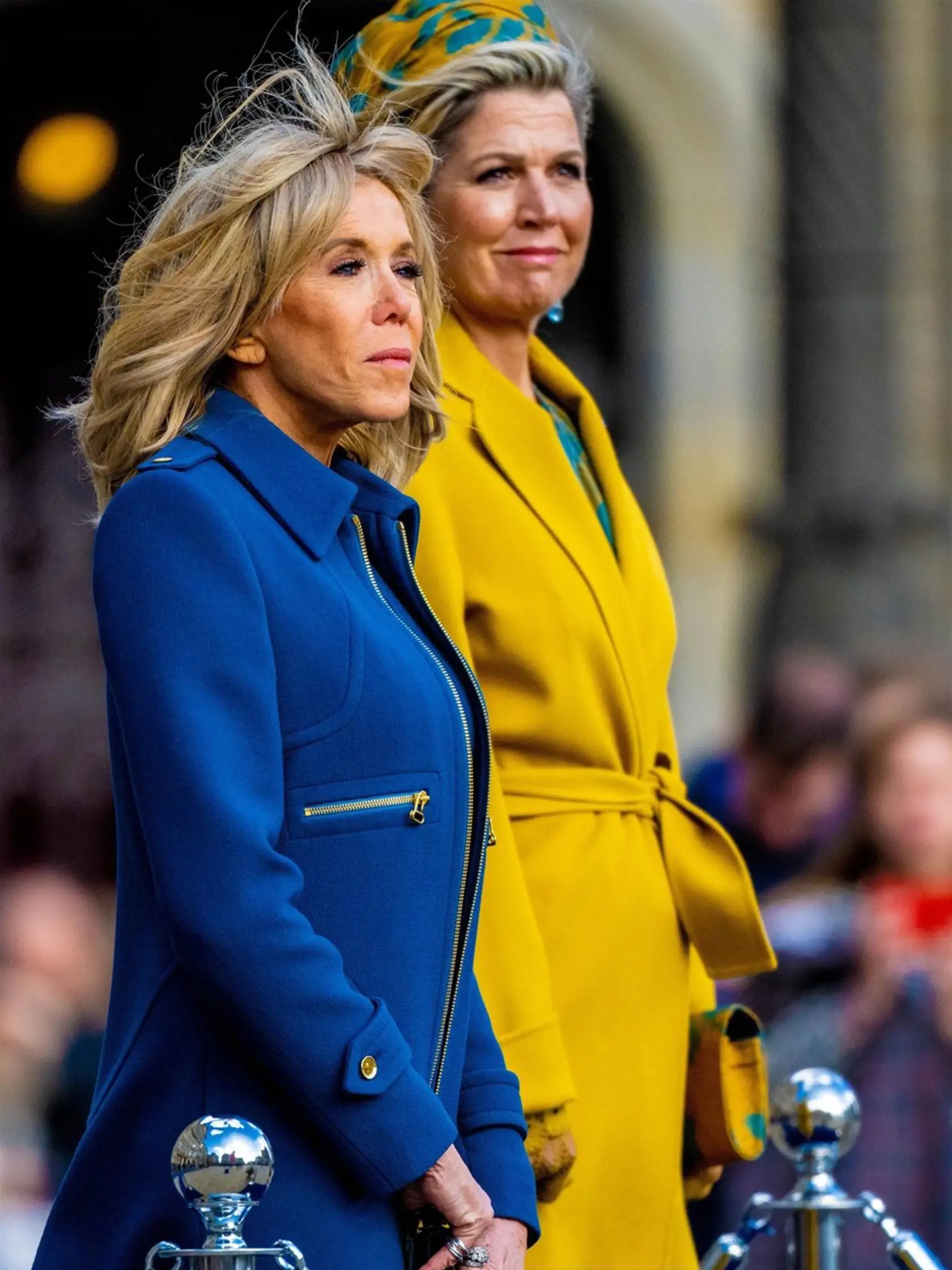 Prvá dáma Francúzska Brigitte Macron (69) spolu s prezidentom Emmanuelom Macronom (45) zavítala na oficiálnu návštevu Holandska. Okrem toho, že prišla vyparádená od hlavy po päty, ukázala aj chudučké nohy, ktoré boli oproti iným zúčastneným ako paličky.