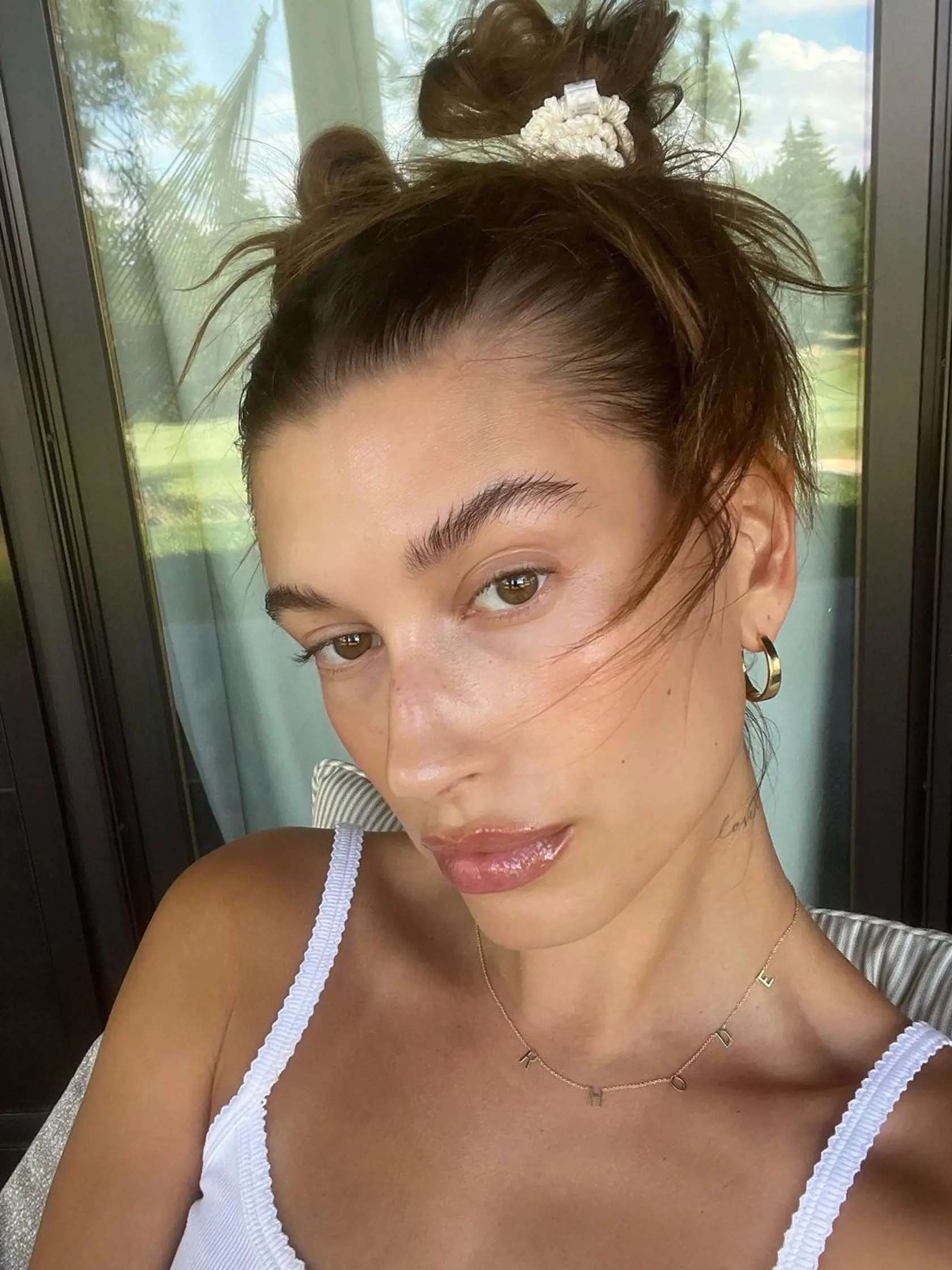 Hailey Bieber