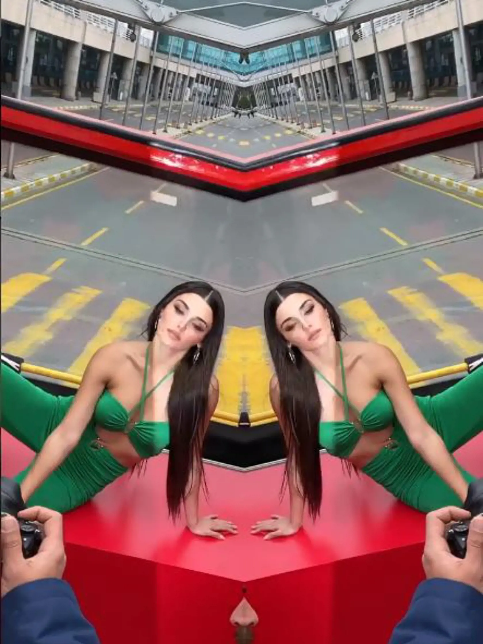 Hande Erçel predviedla počas fotenia sexi telo.