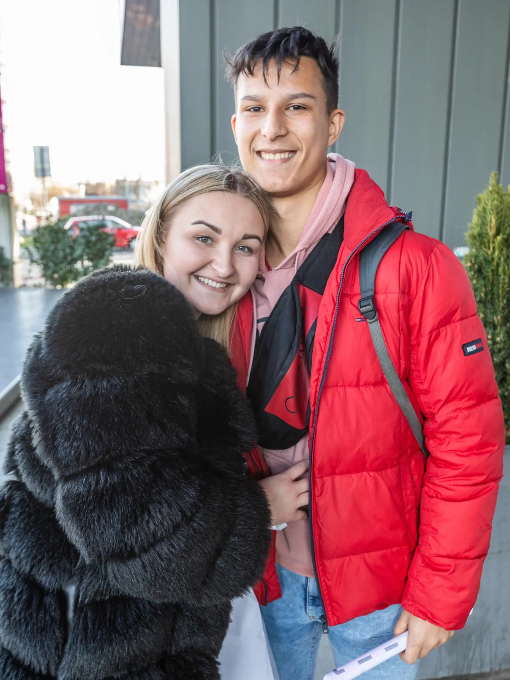 Sabri (19): Je to jeho prvé MDŽ, keď niekoho obdaruje.