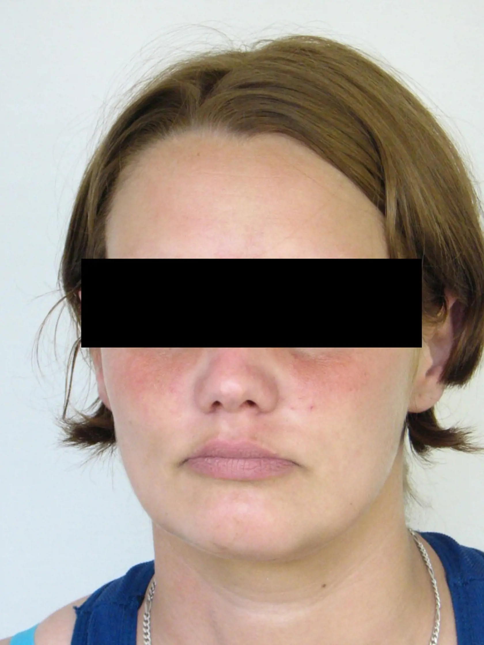 Polícia bola včera (9.3) vyslaná do obce Vydrany v okrese Dunajská Streda, kde bola nájdená osoba bez známok života. Údajne má ísť o ženu, ktorá je nezvestná už viacero dní.