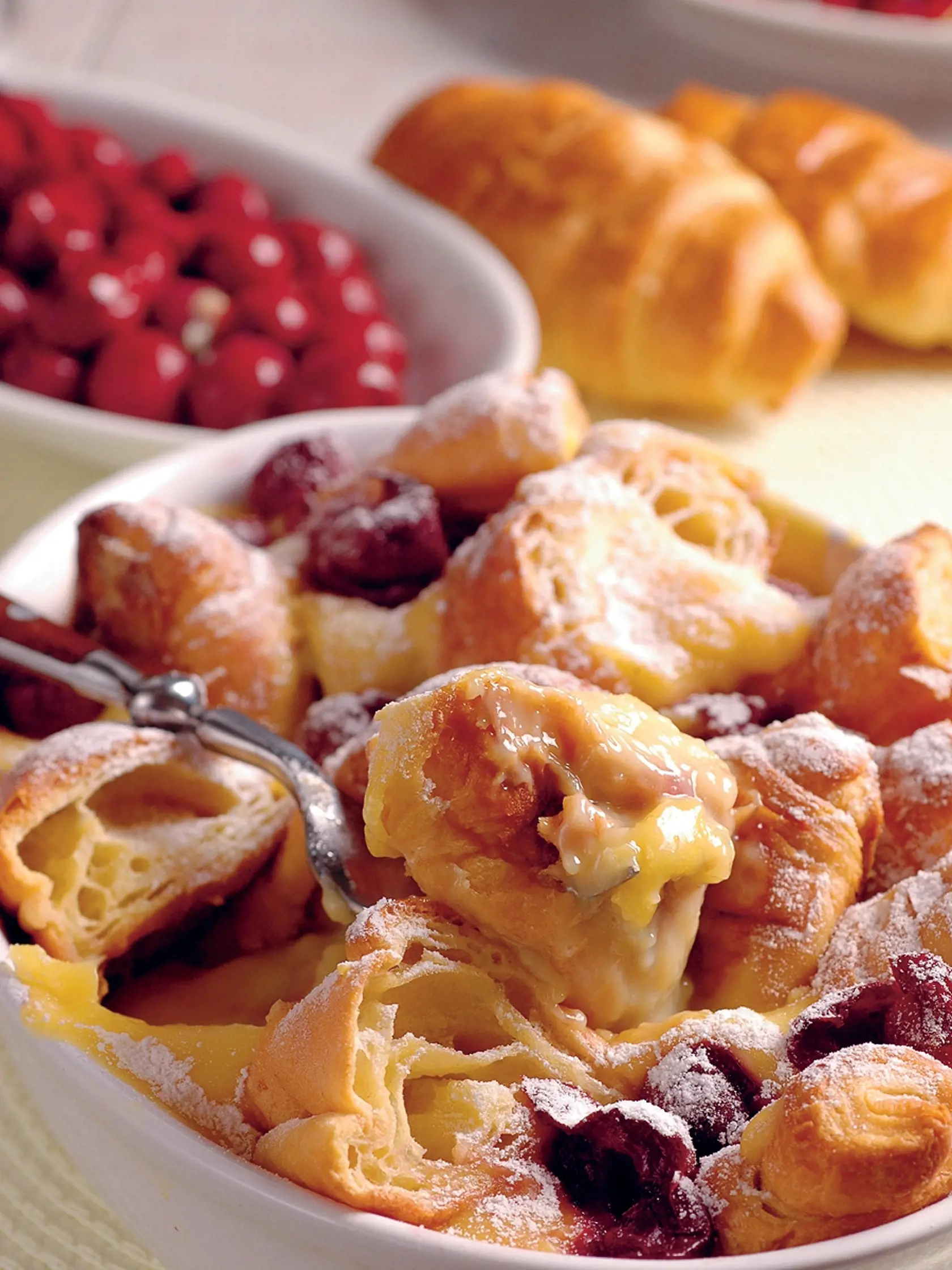 Pudingové croissanty, recept, šľahačka smotana, puding cukor, višne, kompót
Foto: Peter Záhradník
Uverejnené: Báječná Žena č. 36/08
pôvodný súbor:pudingove croissanty RYCHLOVKA.eps