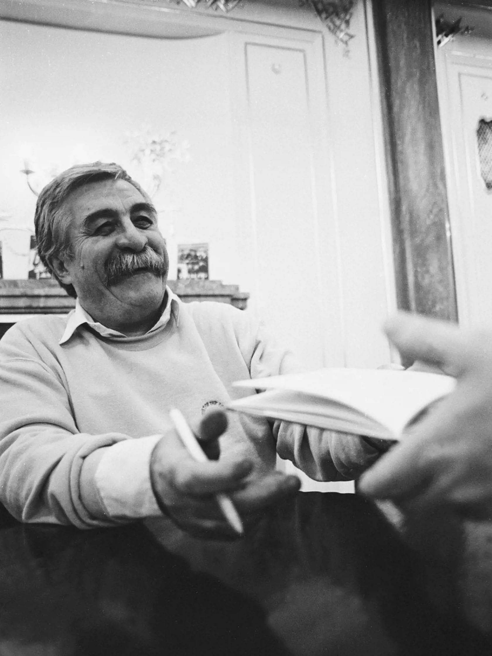 Nezabudnuteľný herec Július Satinský († 61) zomrel 29. decembra 2002.