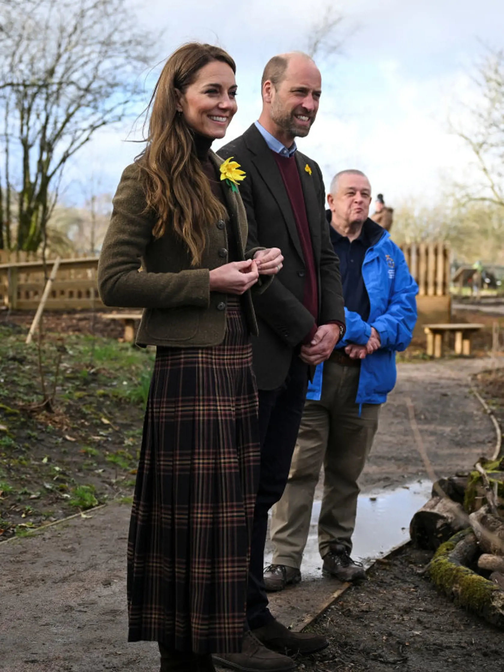 Princezná Kate s princom Williamom sa vydali na návštevu mestečka Pontypridd vo Walese.