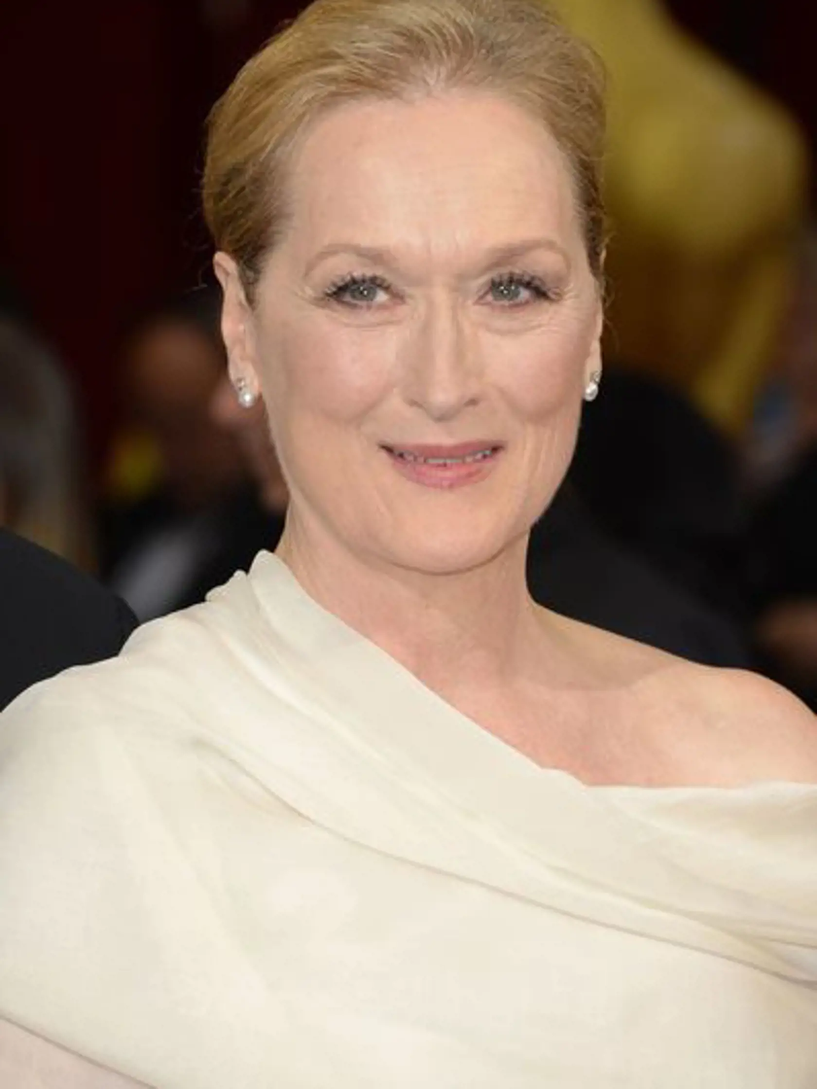 64-ročná Meryl Streep síce už má pár vrások a najviac nominácií na Oscara. Stále však vyzerá úžasne a takmer rovnako ako pred 20 rokmi.