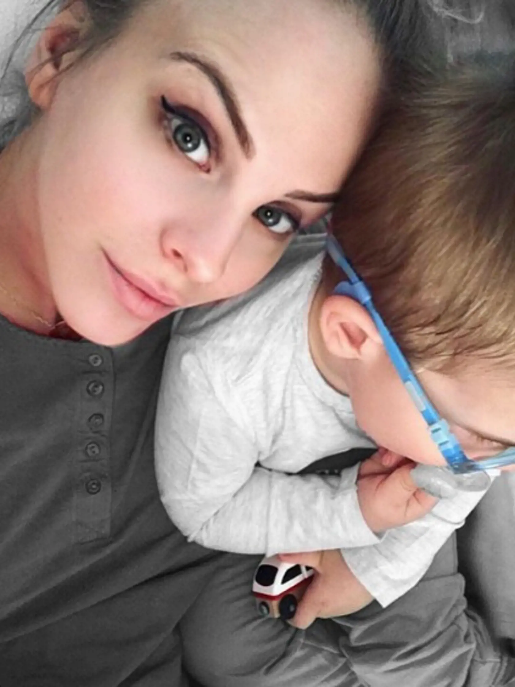 Barbora Balúchová s malým Alexandrom   