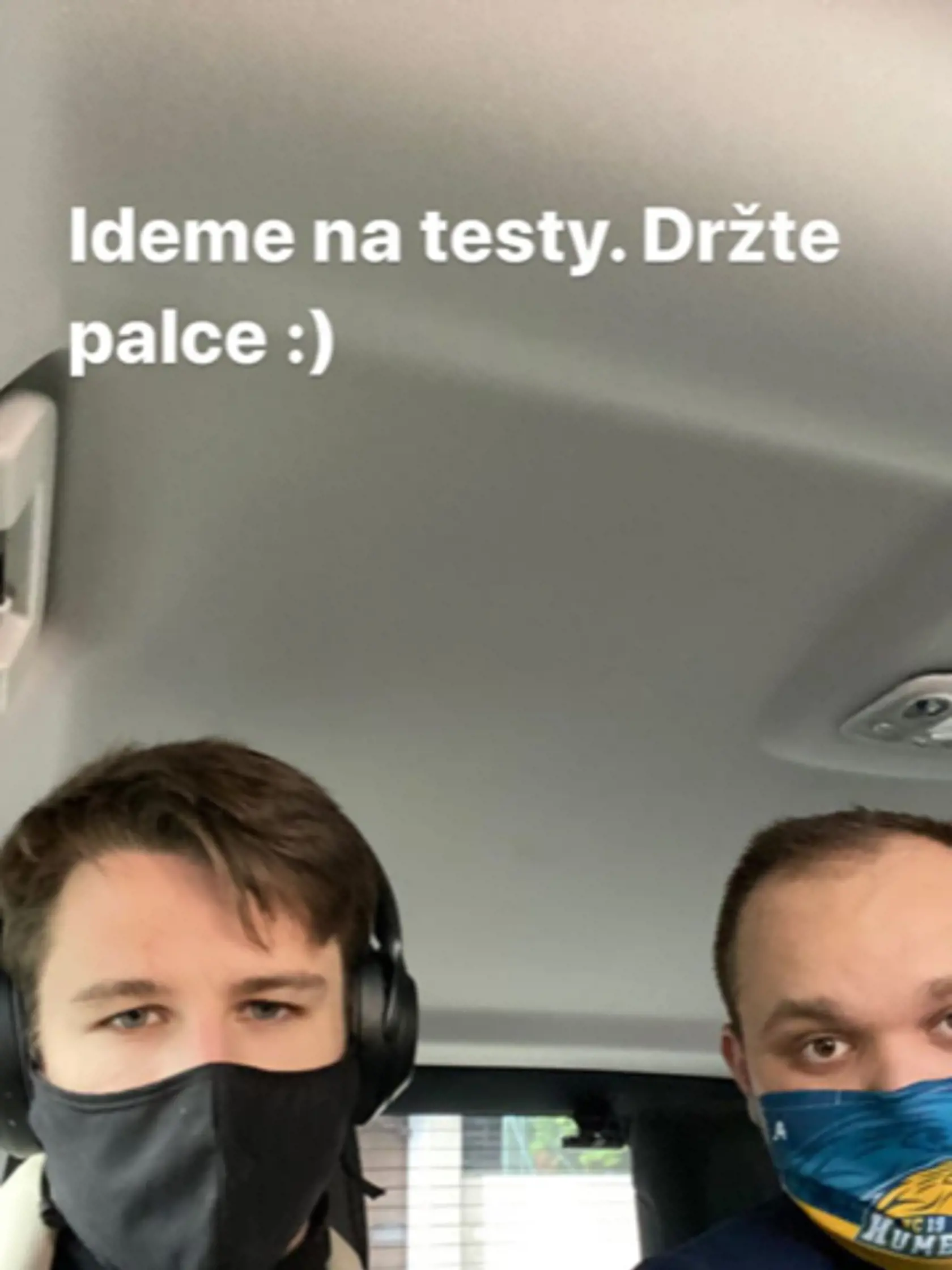 Poslanci Stančík a Šudík cestou na test