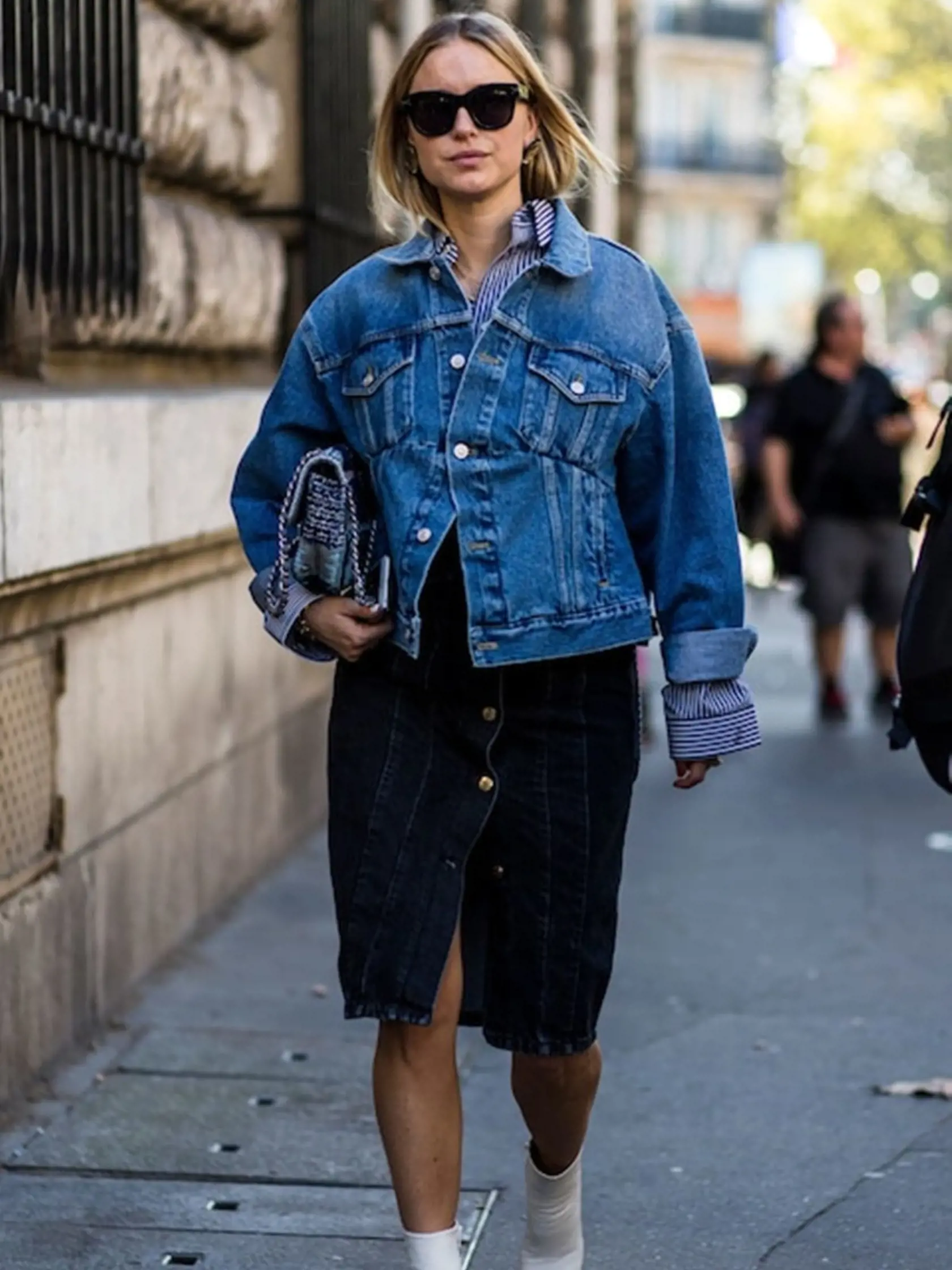 MASKUJTE
ODTIEŇMI
DENIMU