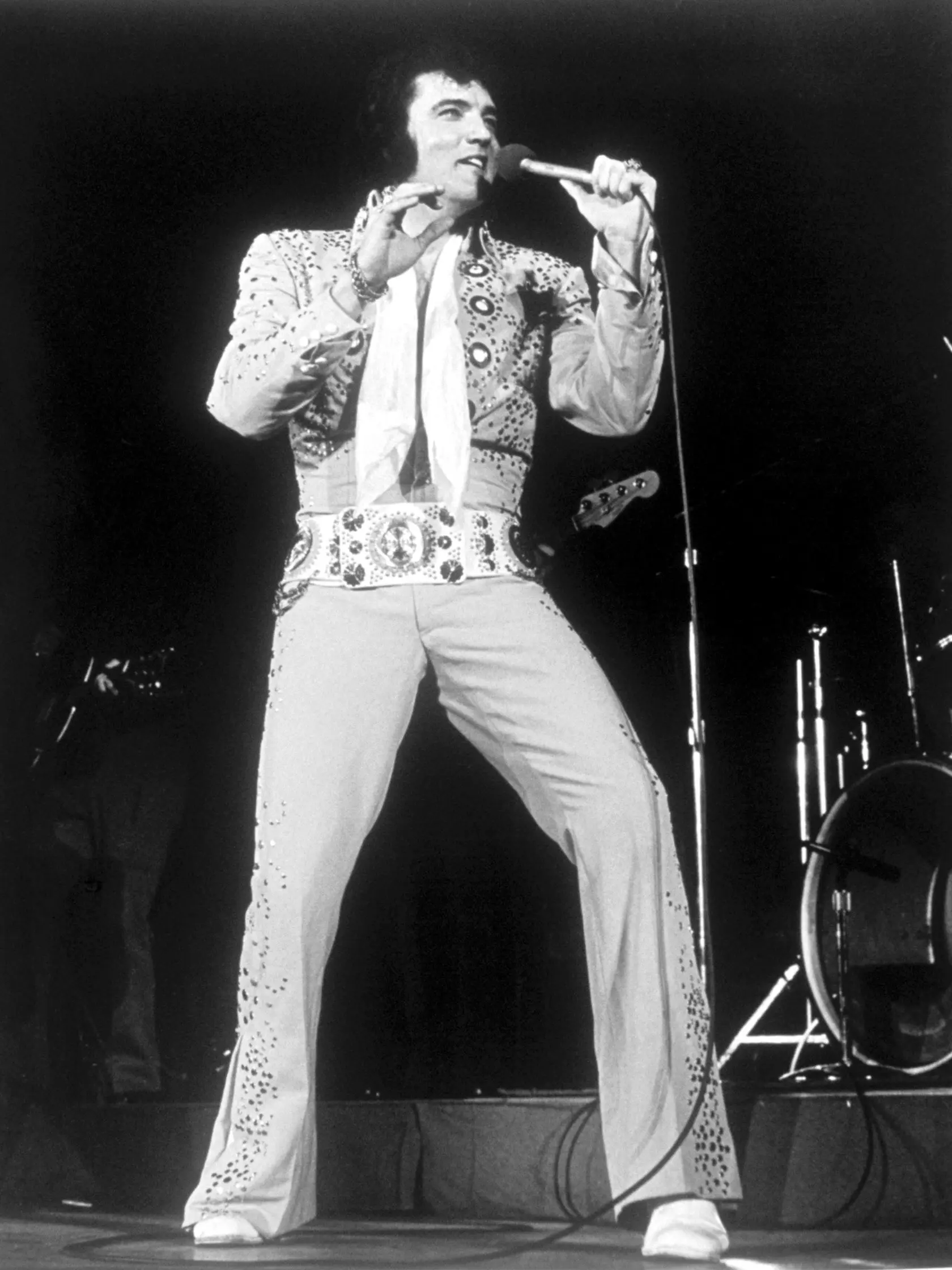 Elvis zomrel na vrchole slávy na infarkt v roku 1977.