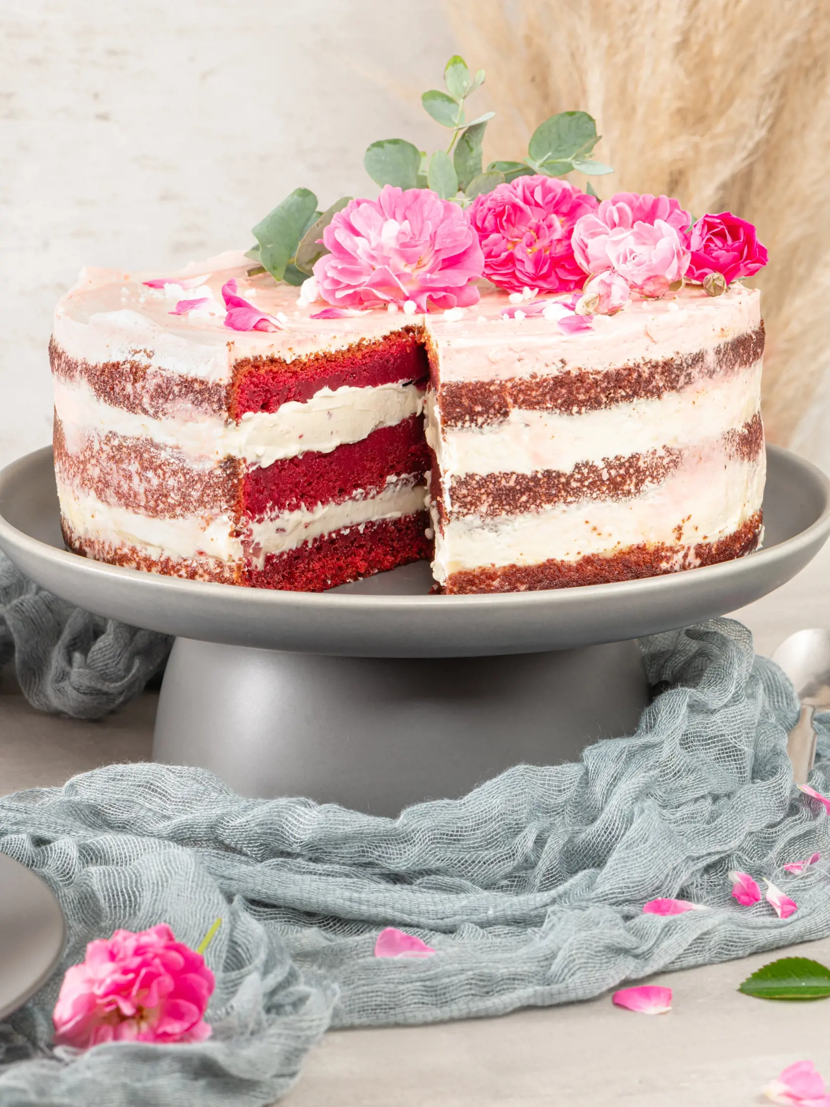 Red velvet torta