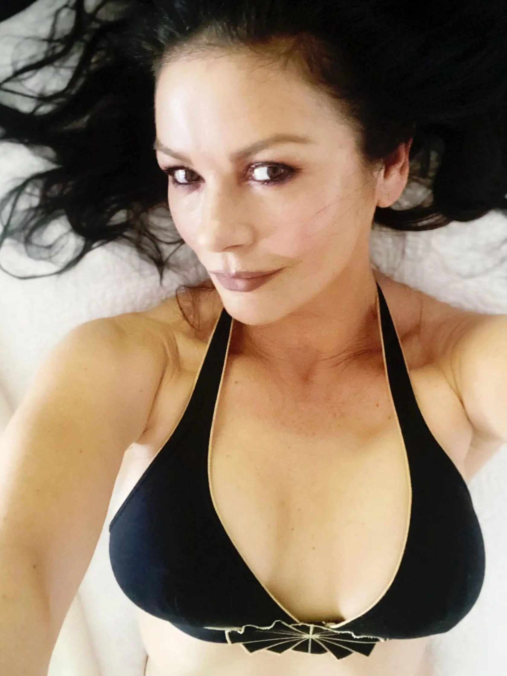Catherine Zeta-Jones vyzerá aj po 50-ke famózne.