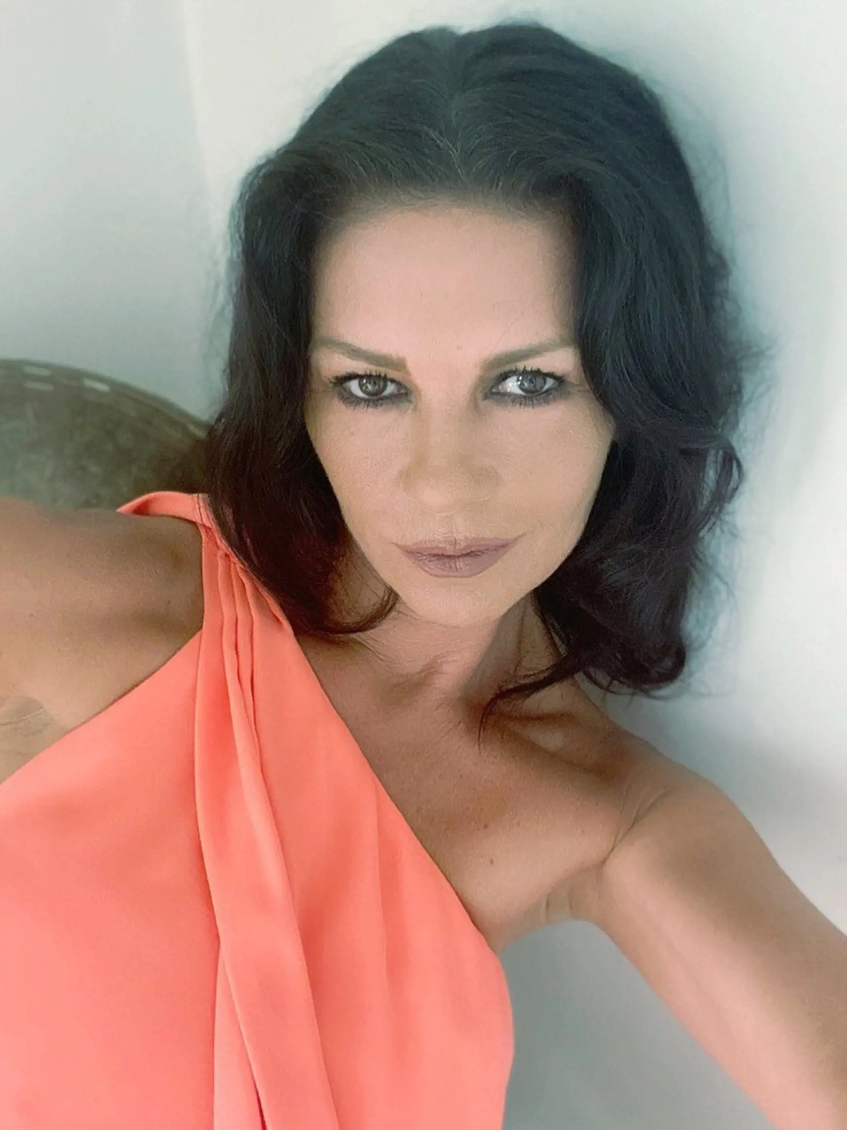 Catherine Zeta-Jones vyzerá aj po 50-ke famózne.