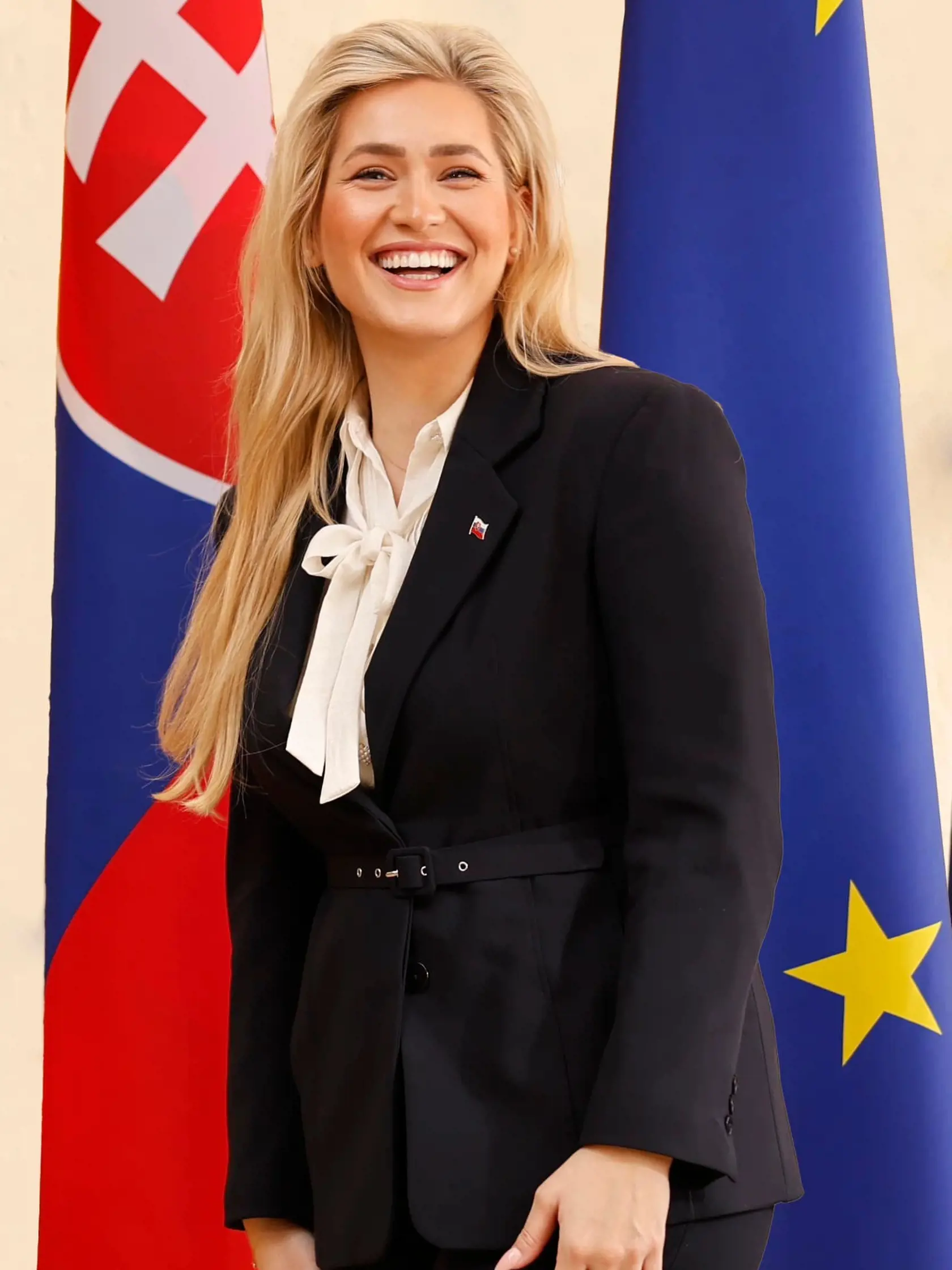 Strana Hlas postavila do boja o europarlament aj mladú Lorettu Pinke.
