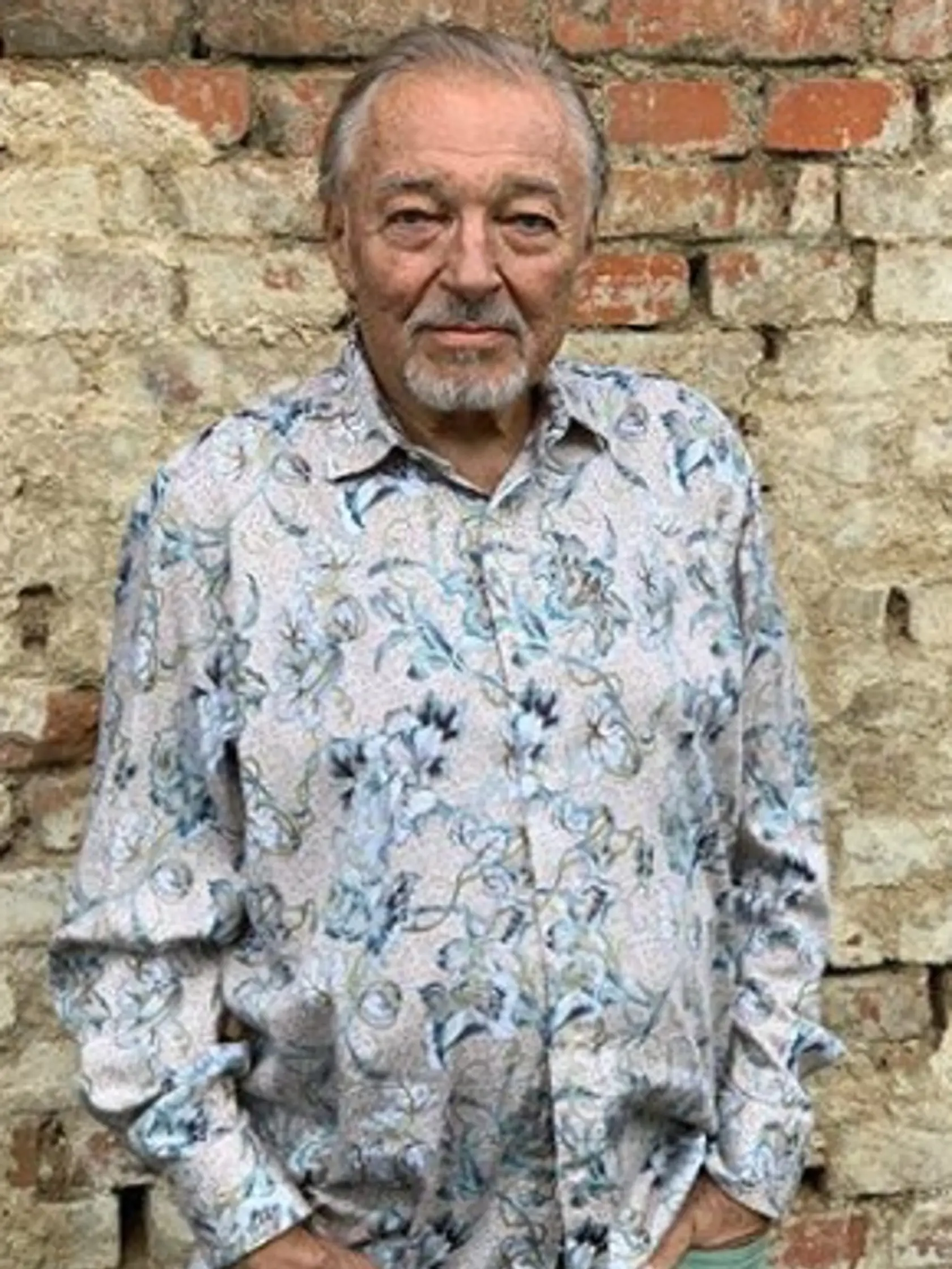 Karel Gott statočne bojuje s vážnym ochorením.